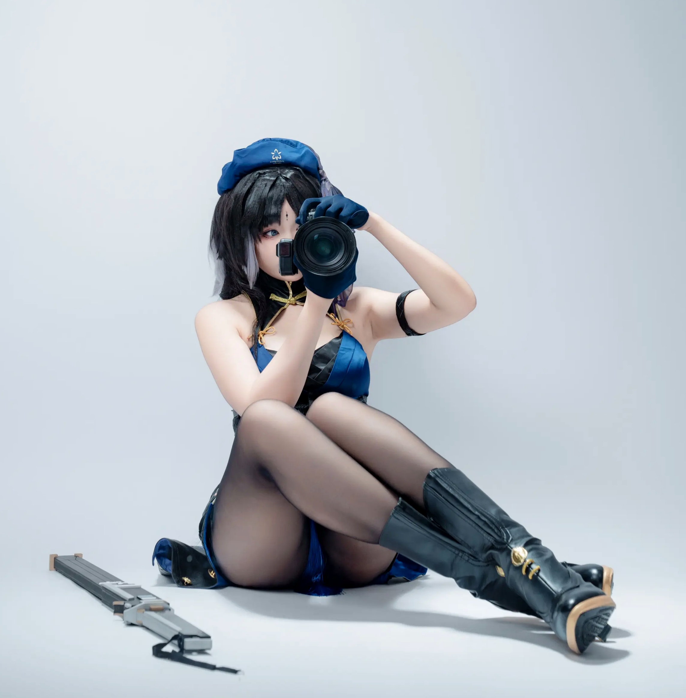 Gallery - 轩萧学姐 - 秧秧，游戏角色高还原Cosplay，冷艳飒爽制服配黑丝长腿，极品女神摄影棚写真角色扮演制服黑丝冷艳清纯 女神私房照_秀色女神 - image 92