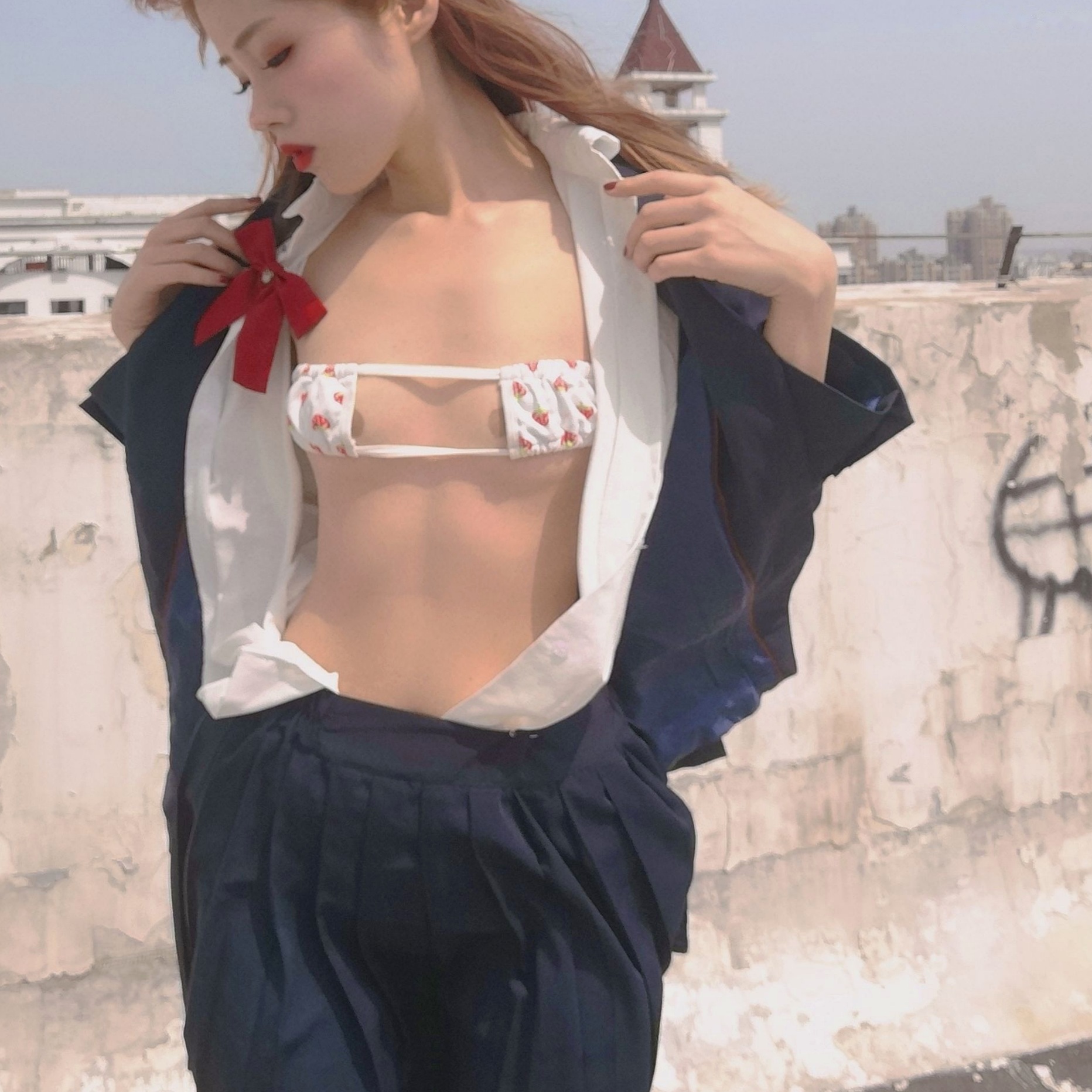 Gallery - 钛合金TiTi-天台JK 女神私房照_秀色女神 - image 1
