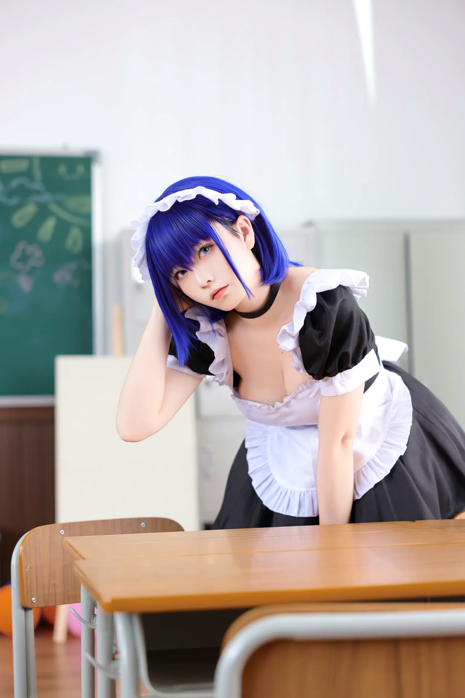 Gallery - G44不会受伤 枫与玲二次元女仆装Cosplay，绝美蓝发气质美女室内私房写真[49P]角色扮演女仆诱惑萌系治愈系 女神私房照_秀色女神 - image 2