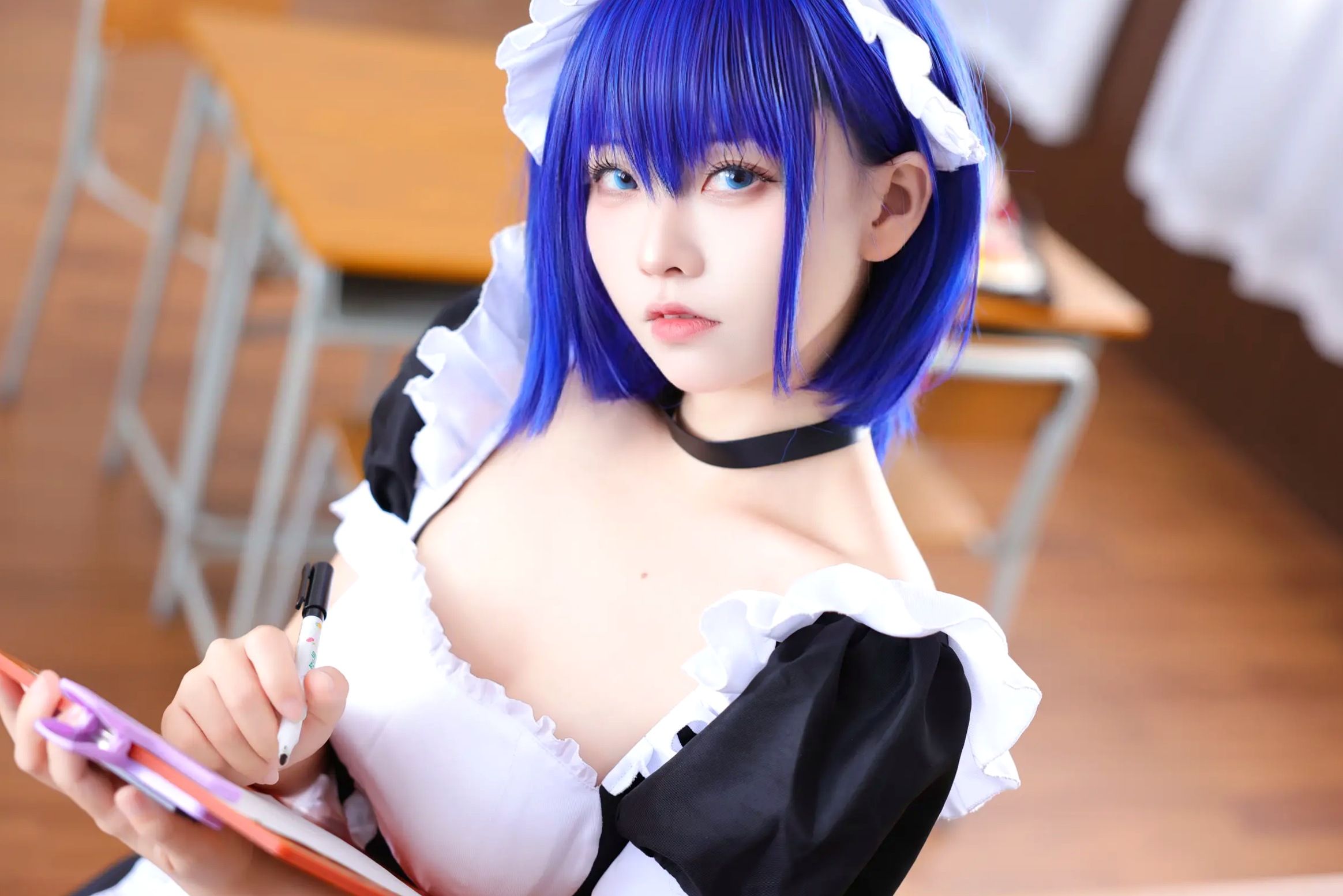 Gallery - G44不会受伤 枫与玲二次元女仆装Cosplay，绝美蓝发气质美女室内私房写真[49P]角色扮演女仆诱惑萌系治愈系 女神私房照_秀色女神 - image 8