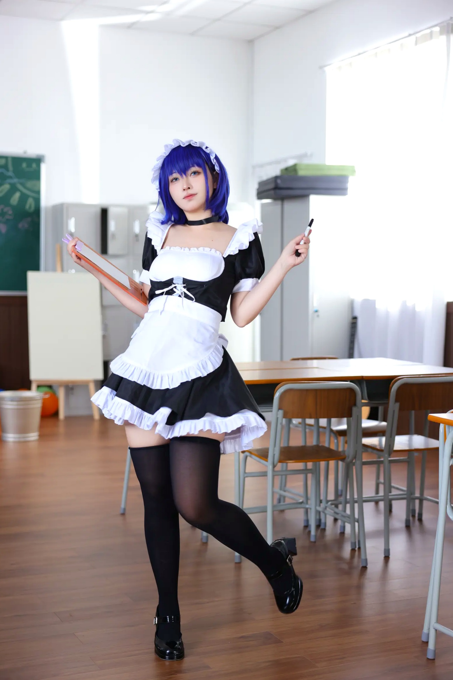 Gallery - G44不会受伤 枫与玲二次元女仆装Cosplay，绝美蓝发气质美女室内私房写真[49P]角色扮演女仆诱惑萌系治愈系 女神私房照_秀色女神 - image 42