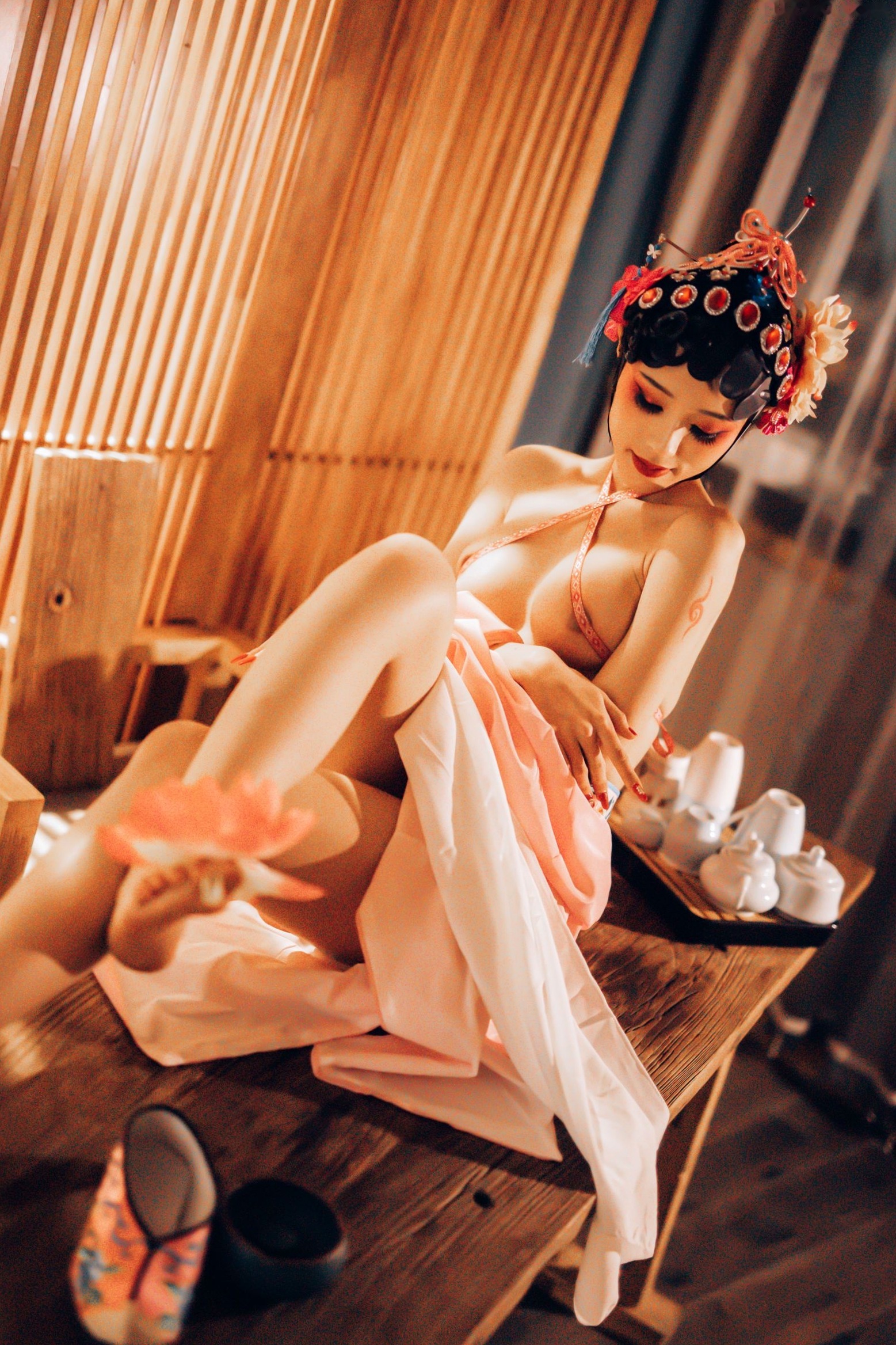 Gallery - 钛合金TiTi-潘金莲古风戏曲装，极致古典美学私房写真，魅惑眼妆风情万种，大尺度呈现惊艳东方尤物盛宴角色扮演私房照大尺度性感尤物 女神私房照_秀色女神 - image 46