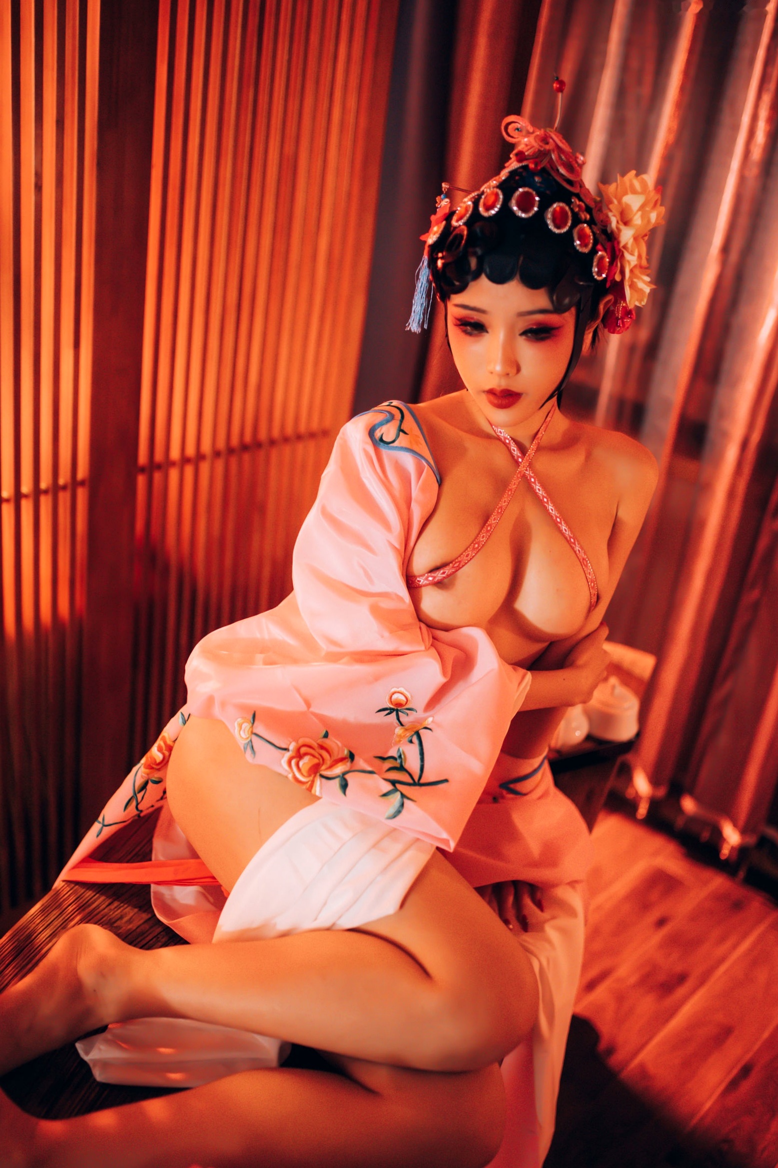 Gallery - 钛合金TiTi-潘金莲古风戏曲装，极致古典美学私房写真，魅惑眼妆风情万种，大尺度呈现惊艳东方尤物盛宴角色扮演私房照大尺度性感尤物 女神私房照_秀色女神 - image 49