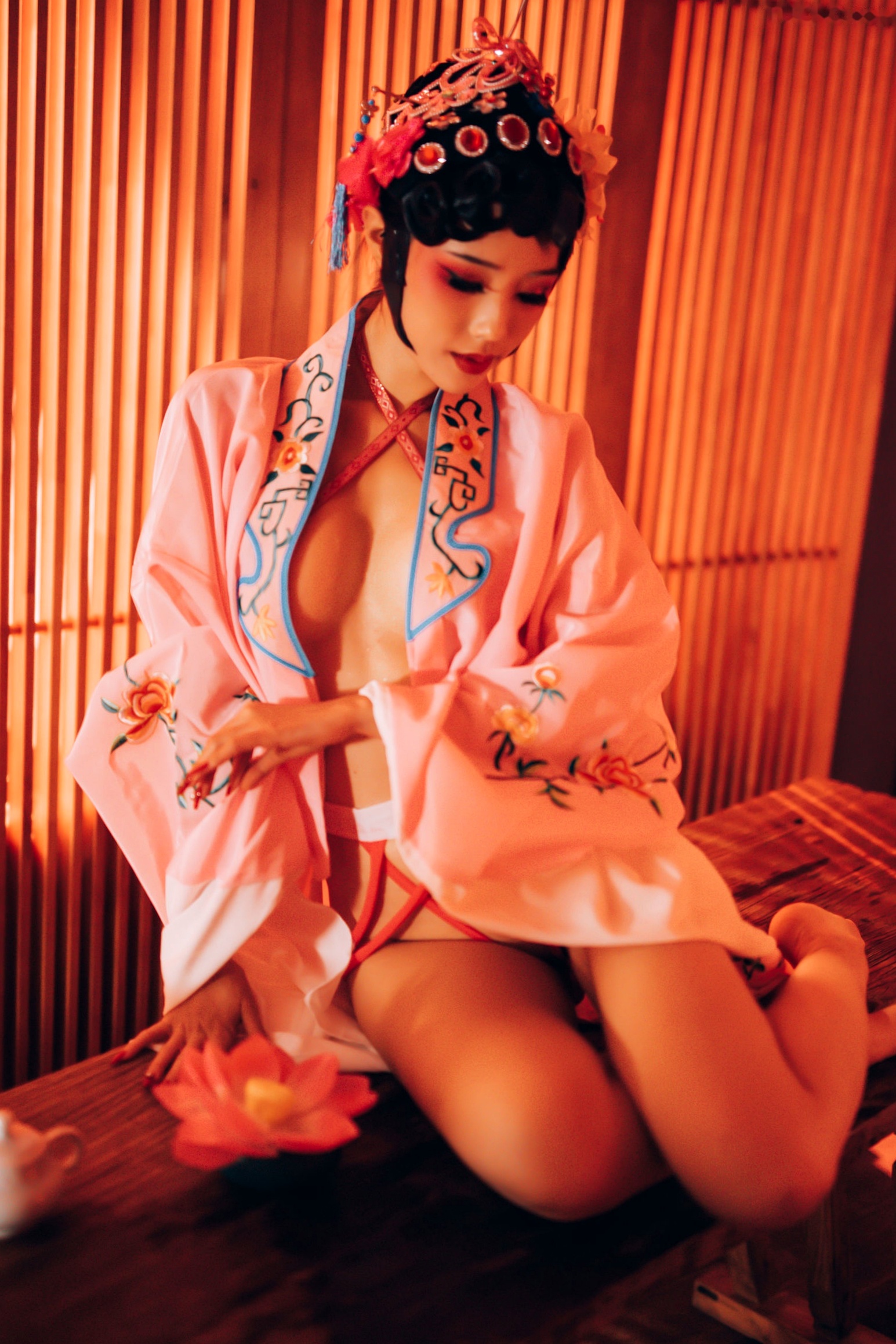 Gallery - 钛合金TiTi-潘金莲古风戏曲装，极致古典美学私房写真，魅惑眼妆风情万种，大尺度呈现惊艳东方尤物盛宴角色扮演私房照大尺度性感尤物 女神私房照_秀色女神 - image 58