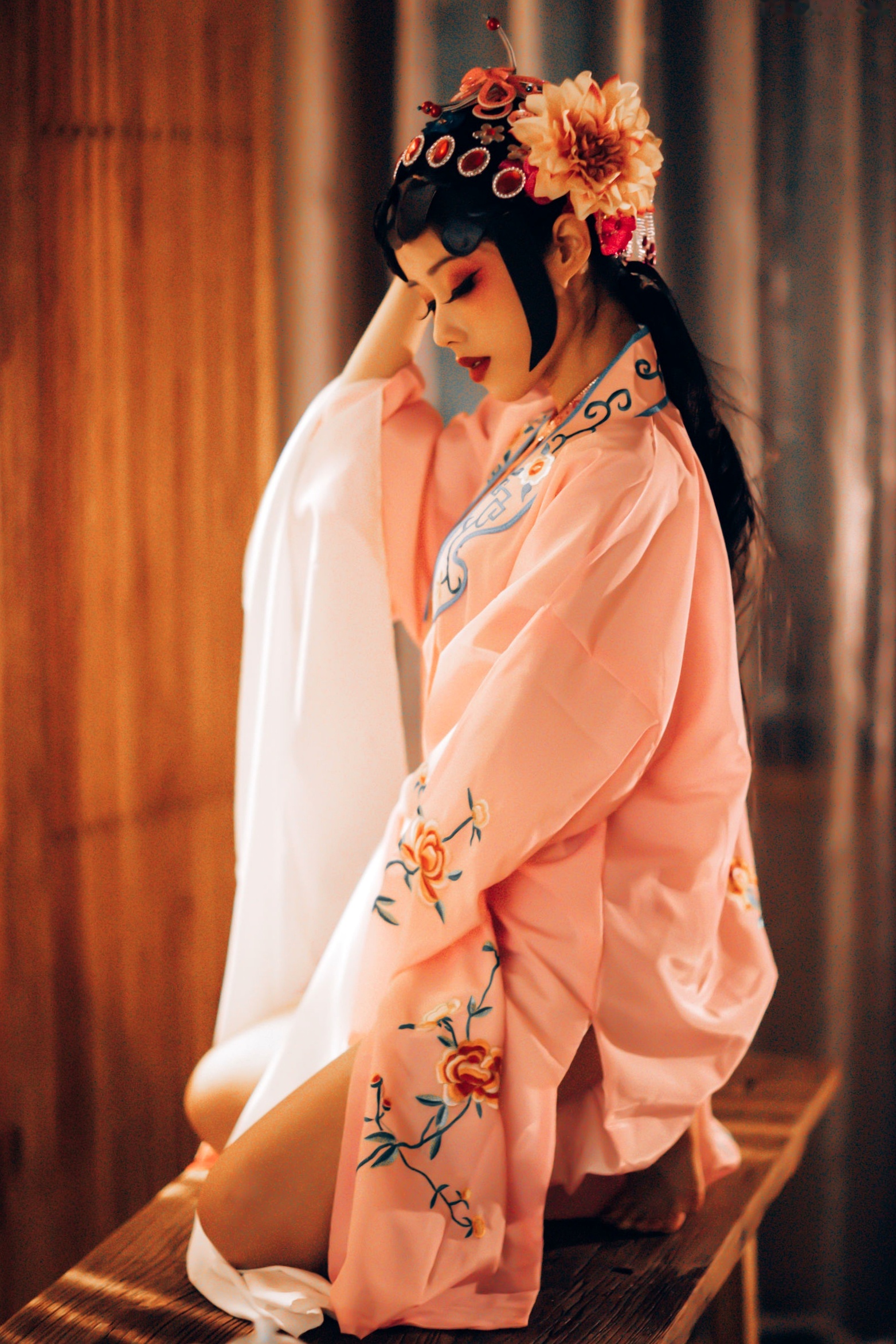 Gallery - 钛合金TiTi-潘金莲古风戏曲装，极致古典美学私房写真，魅惑眼妆风情万种，大尺度呈现惊艳东方尤物盛宴角色扮演私房照大尺度性感尤物 女神私房照_秀色女神 - image 64