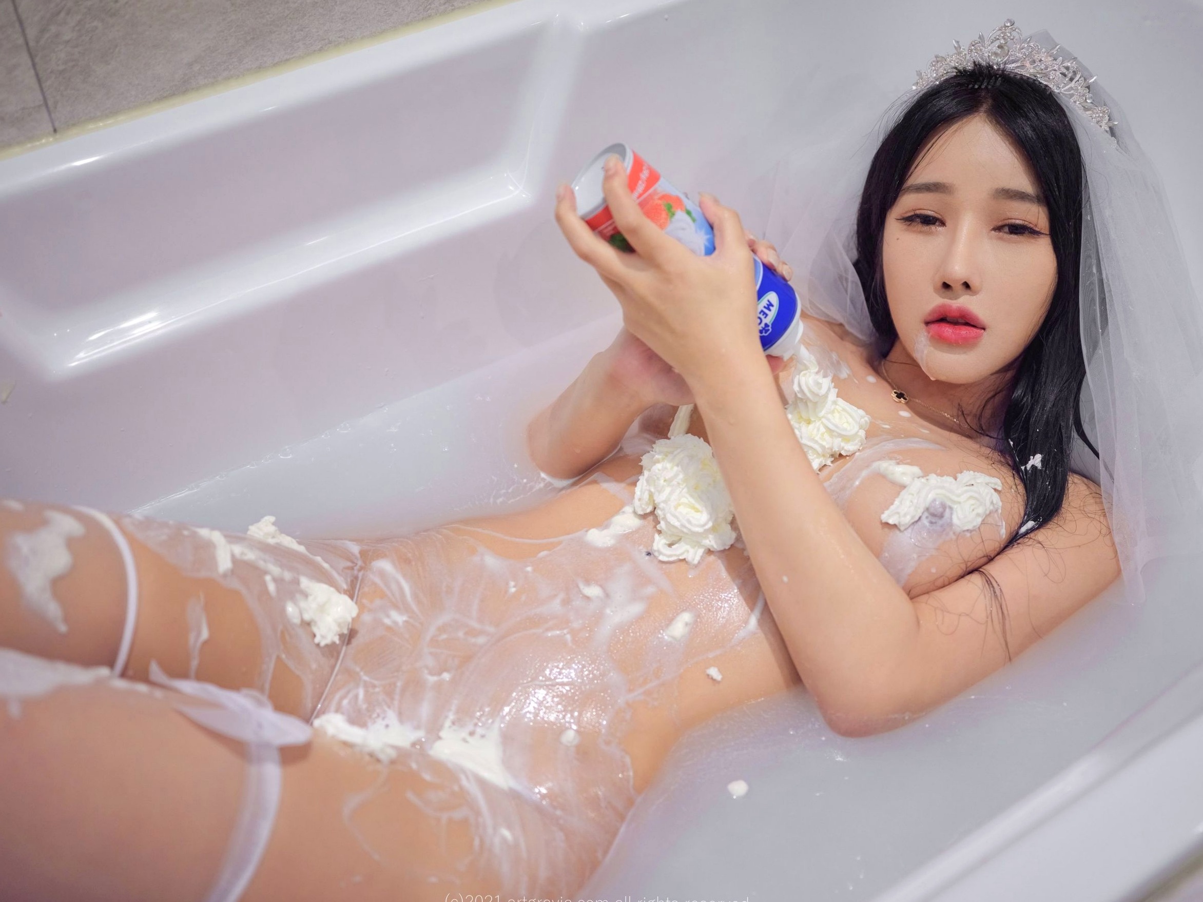 Gallery - 韩国女神Jessy婚纱头纱私房写真，浴缸奶油湿身诱惑，冷艳绝美视觉盛宴，ArtGravia套图韩国婚纱湿身私房照性感 女神私房照_秀色女神 - image 70