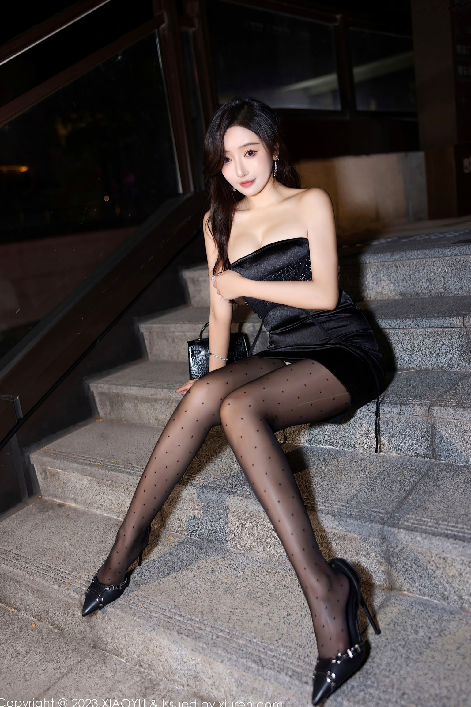 Gallery - 王馨瑶Yanni性感私房写真：黑色紧身礼服与兔女郎装束，诱惑丝袜美腿大尺度，XiaoYu语画界 - Painting World 高清美图语画界 - Painting World 性感诱惑丝袜美腿大尺度 女神私房照_秀色女神 - image 20