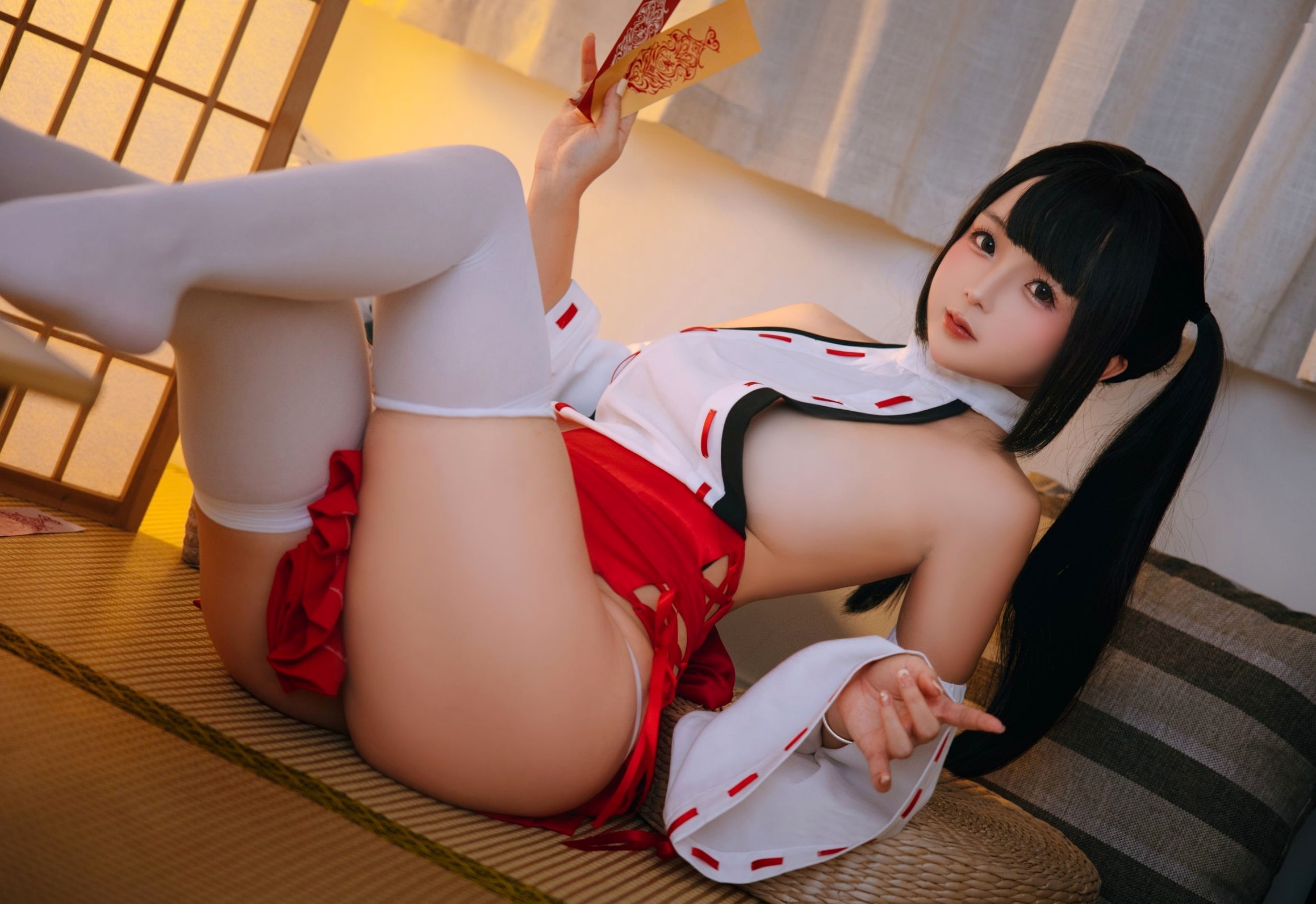 Gallery - 日奈娇-御币巫女：日式榻榻米绳缚角色扮演，清纯童颜与性感身材的极致诱惑私房大尺度写真角色扮演私房照大尺度性感诱惑 女神私房照_秀色女神 - image 47