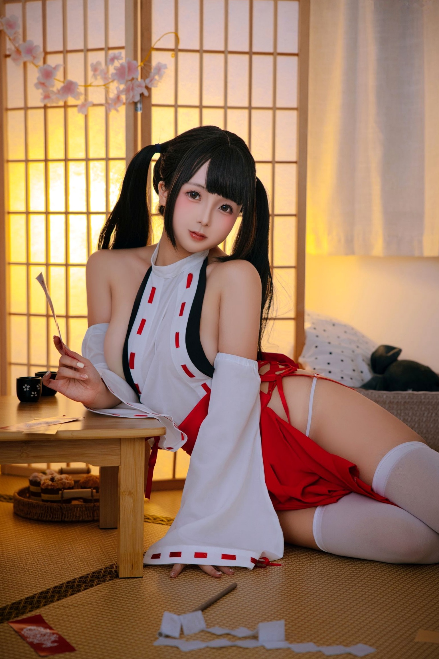 Gallery - 日奈娇-御币巫女：日式榻榻米绳缚角色扮演，清纯童颜与性感身材的极致诱惑私房大尺度写真角色扮演私房照大尺度性感诱惑 女神私房照_秀色女神 - image 54