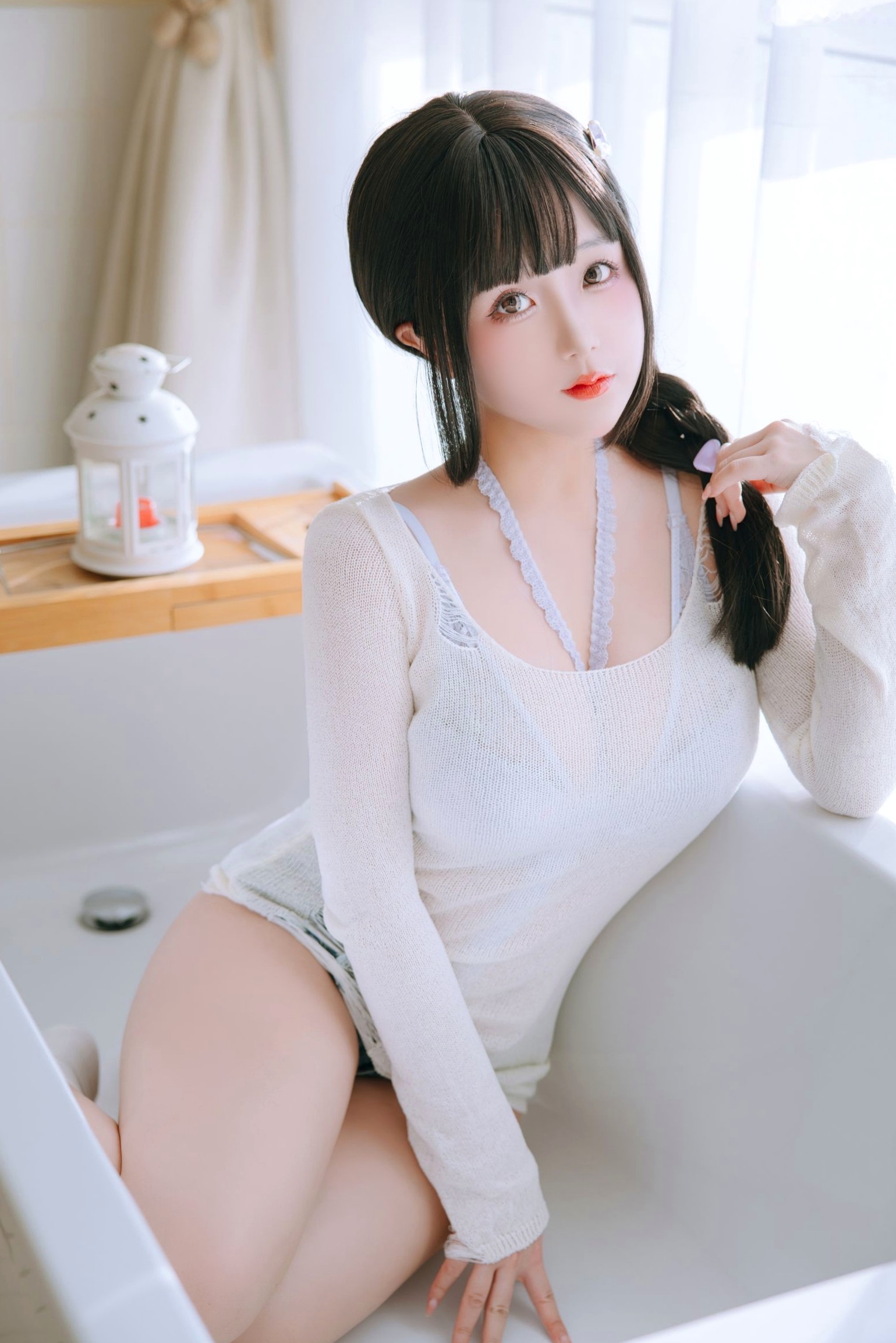 Gallery - 日奈娇浴室内衣私房写真，纯欲风蕾丝诱惑，展现傲人身材与精致童颜童颜巨乳浴室内衣私房照性感 女神私房照_秀色女神 - image 10