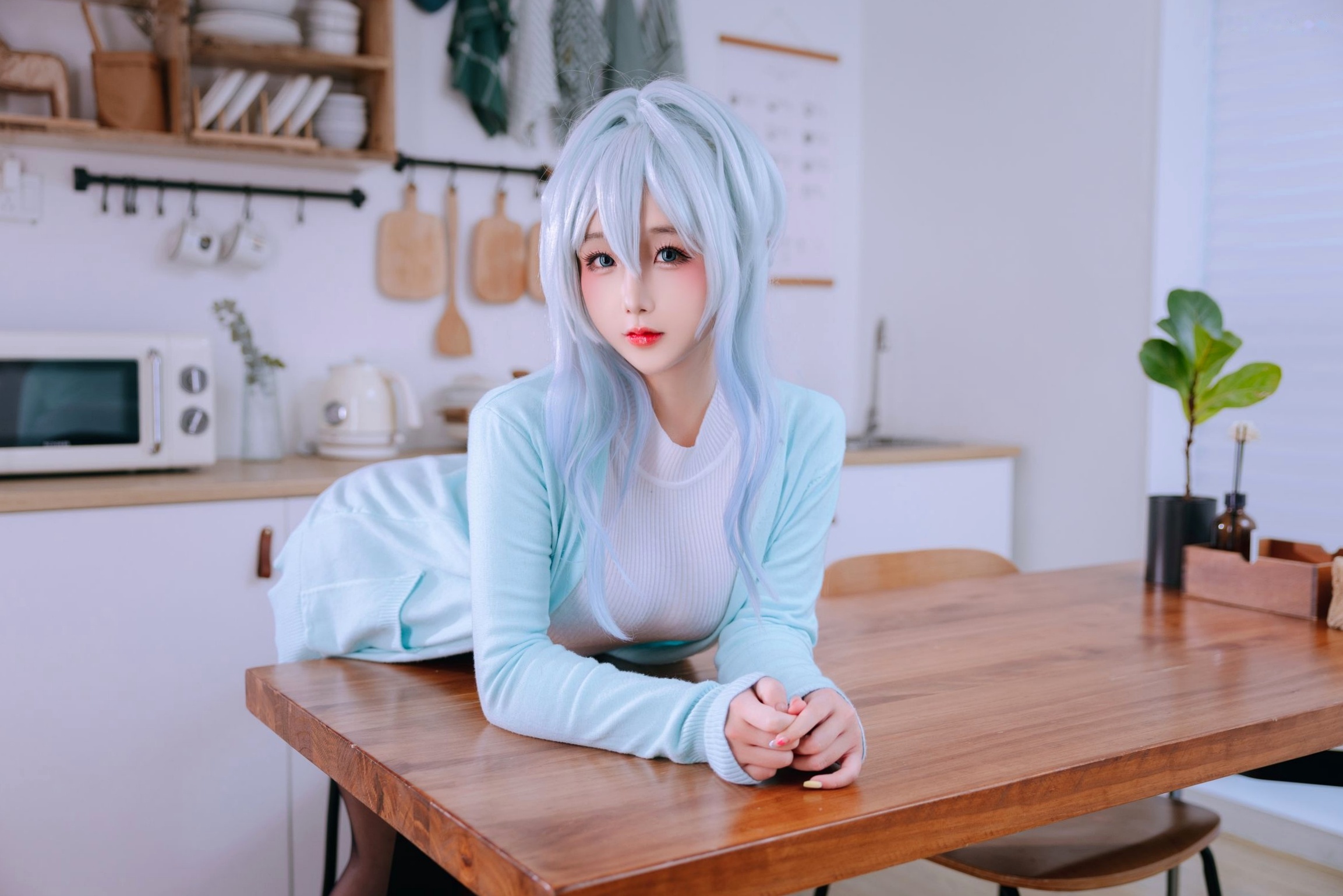 Gallery - 日奈娇-未亡人雪女角色扮演私房摄影，清冷蓝发魅惑性感内衣与居家美腿诱惑角色扮演性感私房照诱惑 女神私房照_秀色女神 - image 22