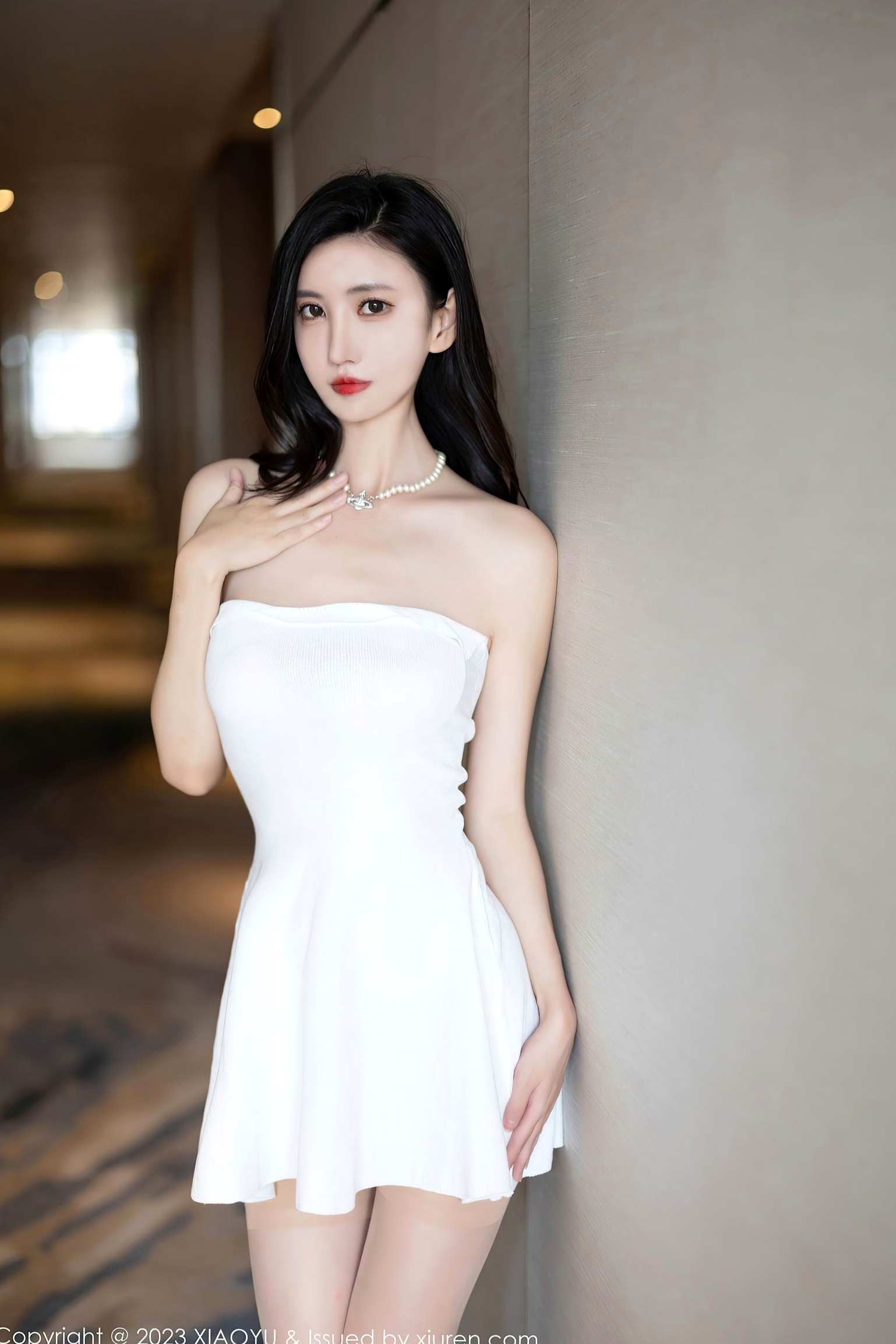 Gallery - XiaoYu语画界 - Painting World -1154-章芃芃-纯欲白色低胸短裙私房写真与性感珠链诱惑语画界 - Painting World 私房照性感气质诱惑尤物 女神私房照_秀色女神 - image 3
