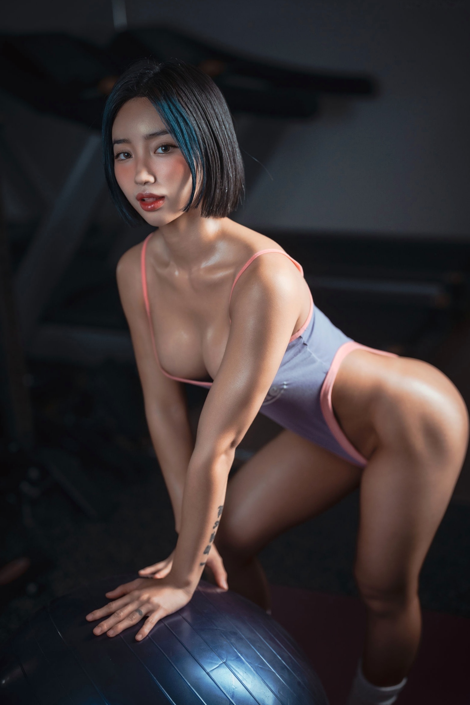 Gallery - 韩国美女爆乳女王健身房私人课程写真，蓝色吊带勾勒迷人紧致曲线，极致诱惑运动健身风格，DJAWA摄影大片韩国美臀性感诱惑私房照 女神私房照_秀色女神 - image 200
