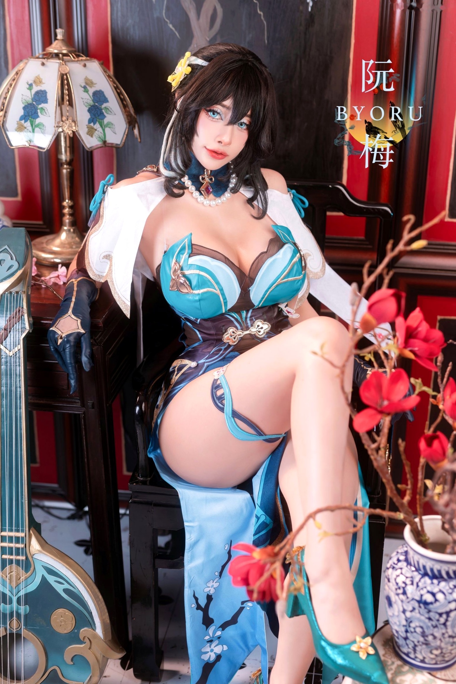 Gallery - Byoru崩坏星穹铁道阮梅Cosplay写真，大尺度改良服饰性感演绎绝美曲线，古风韵味与热辣碰撞角色扮演性感大尺度私房照女神 女神私房照_秀色女神 - image 10