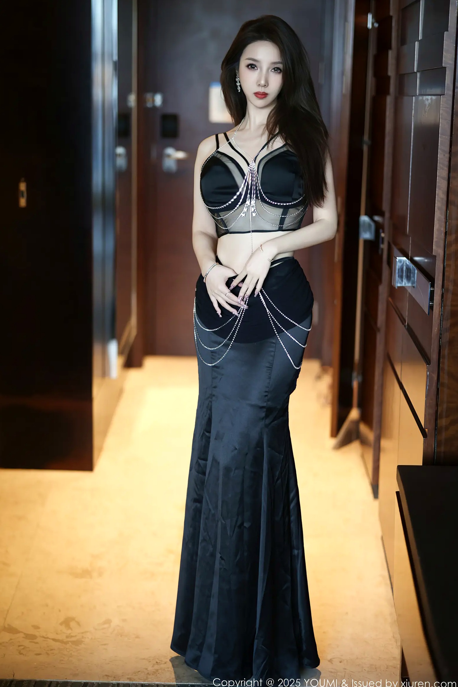 Gallery - [YouMi] 尤蜜荟 - Chiness Model  2025.08.07 Vol.1156 桃桃·夭夭twins - 浴室私房性感诱惑，金属链透视装唯美镜拍写真尤蜜荟 - Chiness Model 性感诱惑浴室私房照 女神私房照_秀色女神 - image 2