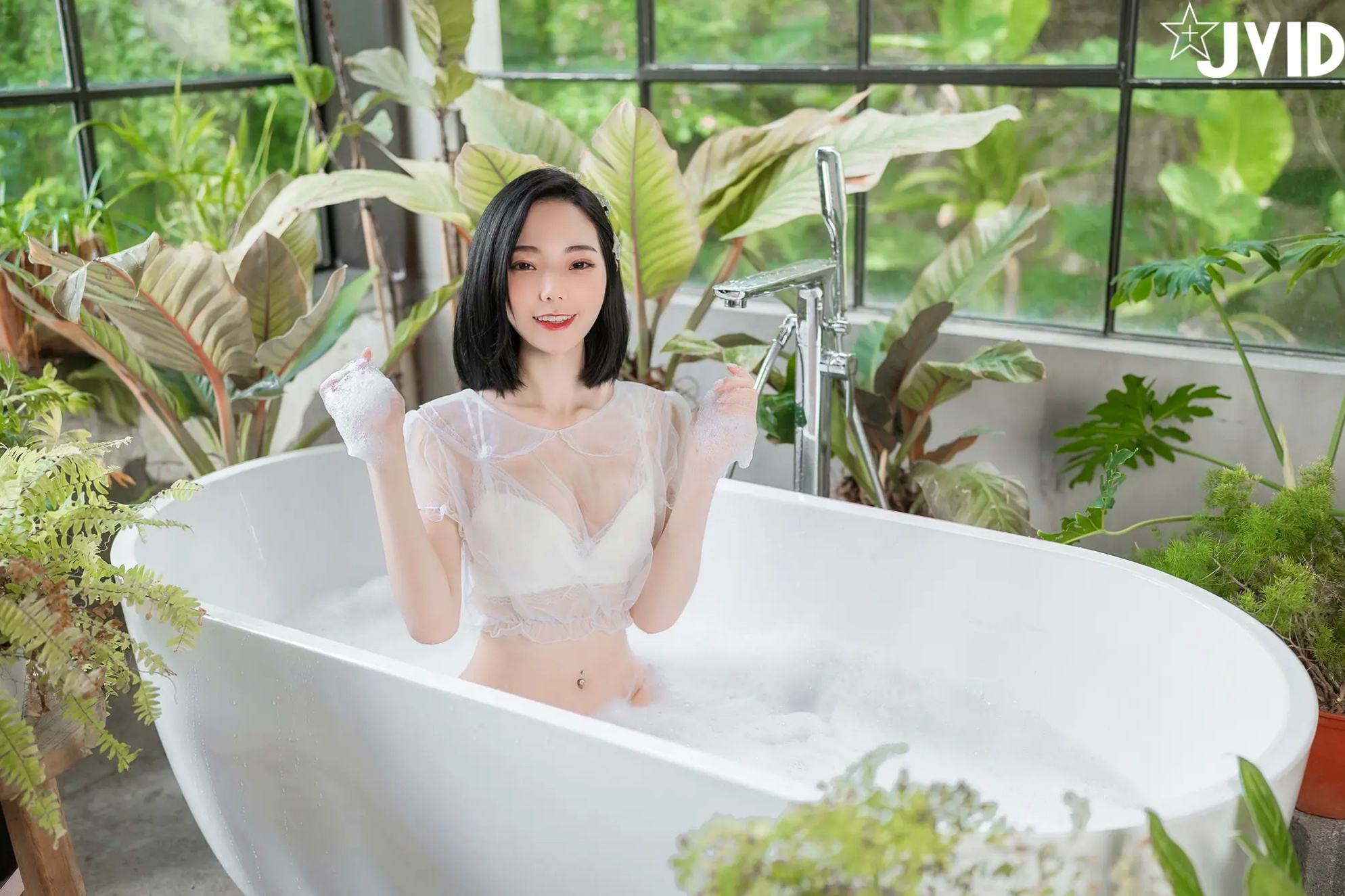 Gallery - [JVID] 啾啾 - 纯欲系女孩：粉色兔女郎俏皮诱惑与清爽浴室湿身泡泡浴系列JVID角色扮演浴室湿身性感诱惑 女神私房照_秀色女神 - image 67