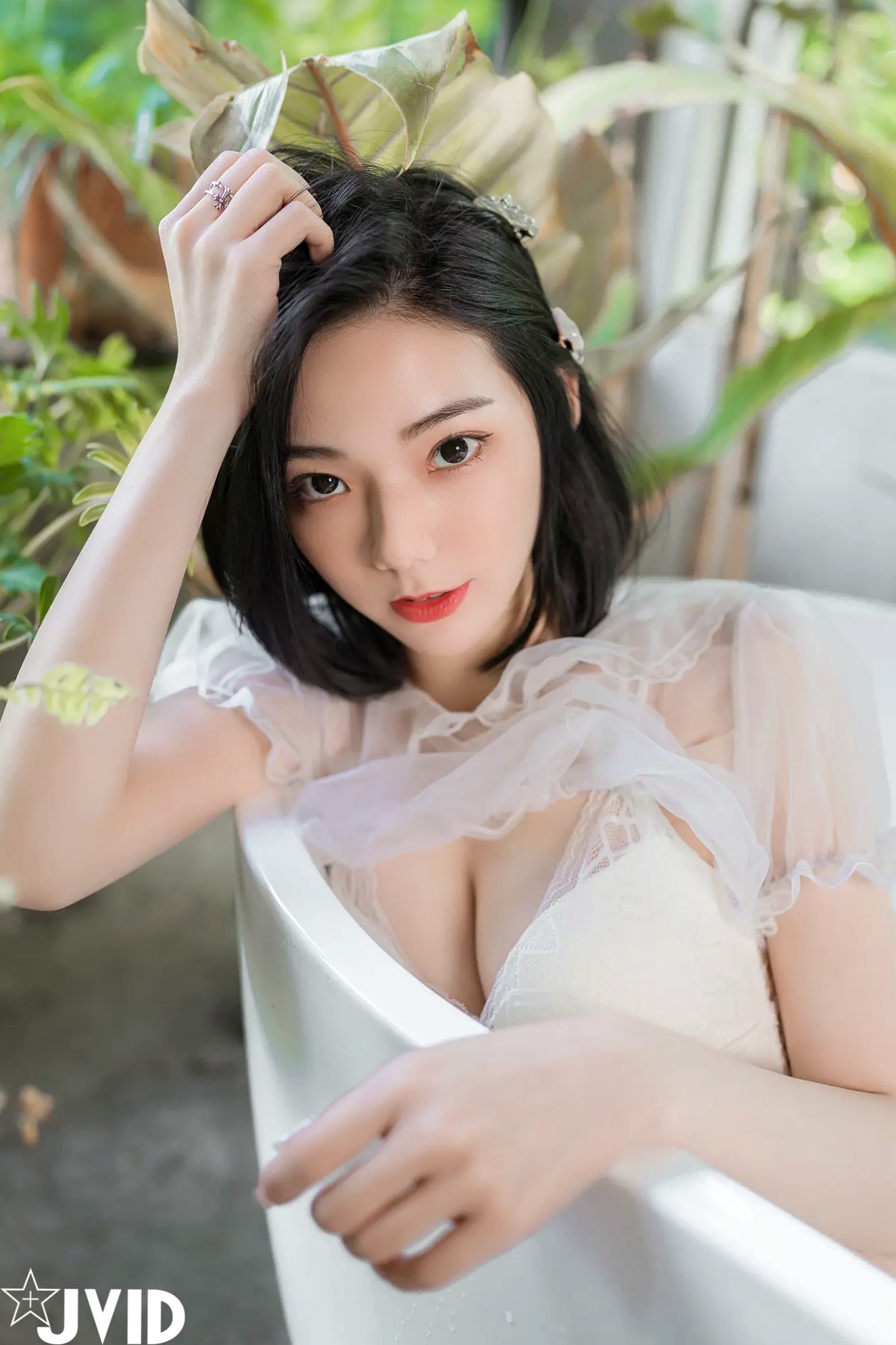 Gallery - [JVID] 啾啾 - 纯欲系女孩：粉色兔女郎俏皮诱惑与清爽浴室湿身泡泡浴系列JVID角色扮演浴室湿身性感诱惑 女神私房照_秀色女神 - image 87