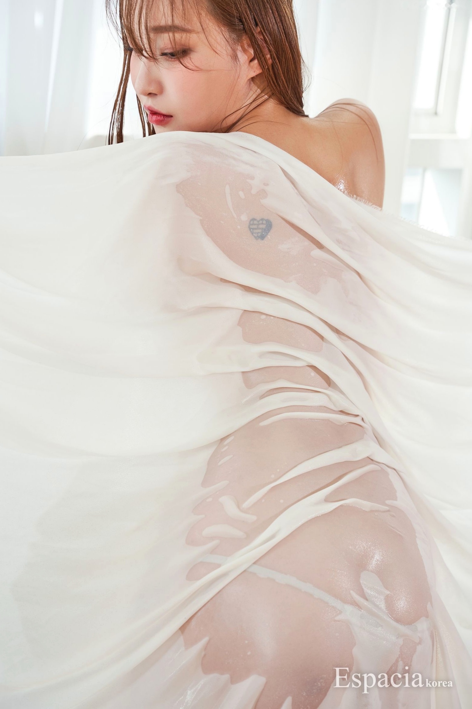 Gallery - 韩国美女Lee-Snow极致诱惑，Espacia-Korea大尺度湿身写真，肉色高叉内衣勾勒傲人身材曲线 EHC-041韩国性感诱惑大尺度内衣 女神私房照_秀色女神 - image 29