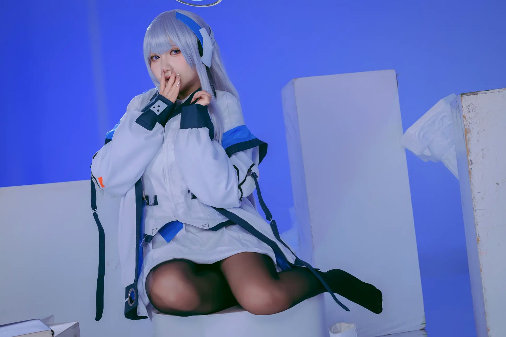 Gallery - 是一只熊仔 潮乃亚 蔚蓝档案角色Cosplay 绝美私房写真 内衣制服诱惑 二次元女神[100P]角色扮演性感内衣黑丝女神 女神私房照_秀色女神 - image 3