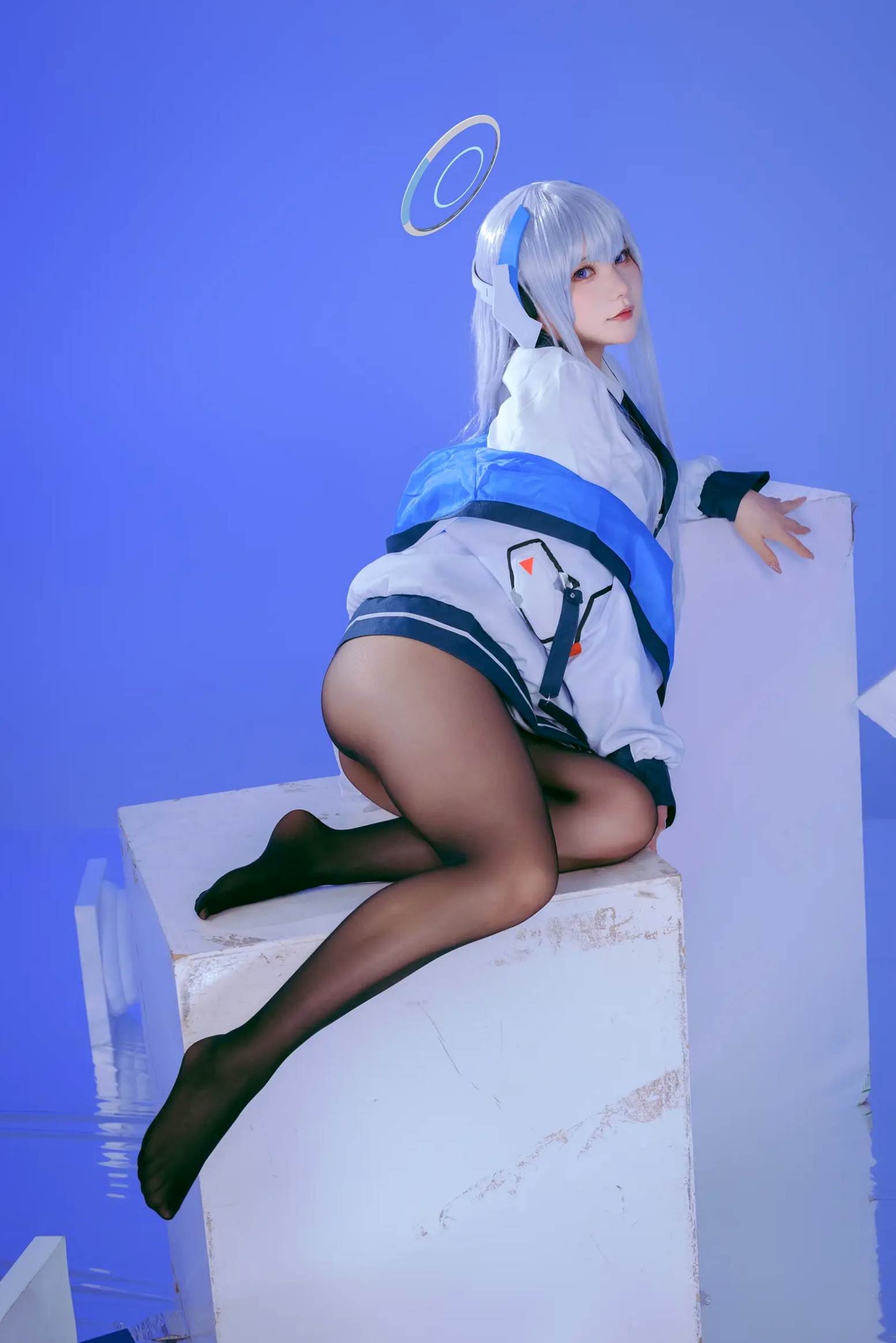 Gallery - 是一只熊仔 潮乃亚 蔚蓝档案角色Cosplay 绝美私房写真 内衣制服诱惑 二次元女神[100P]角色扮演性感内衣黑丝女神 女神私房照_秀色女神 - image 17