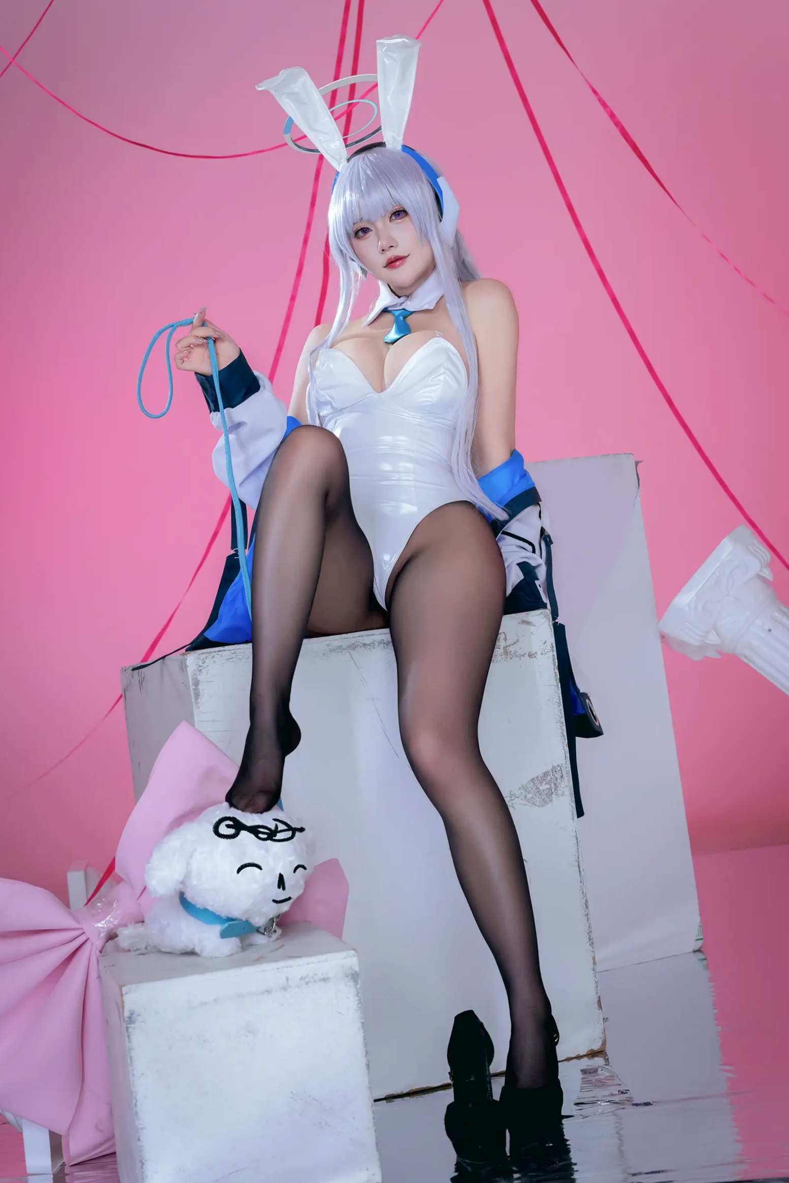 Gallery - 是一只熊仔 潮乃亚 蔚蓝档案角色Cosplay 绝美私房写真 内衣制服诱惑 二次元女神[100P]角色扮演性感内衣黑丝女神 女神私房照_秀色女神 - image 21