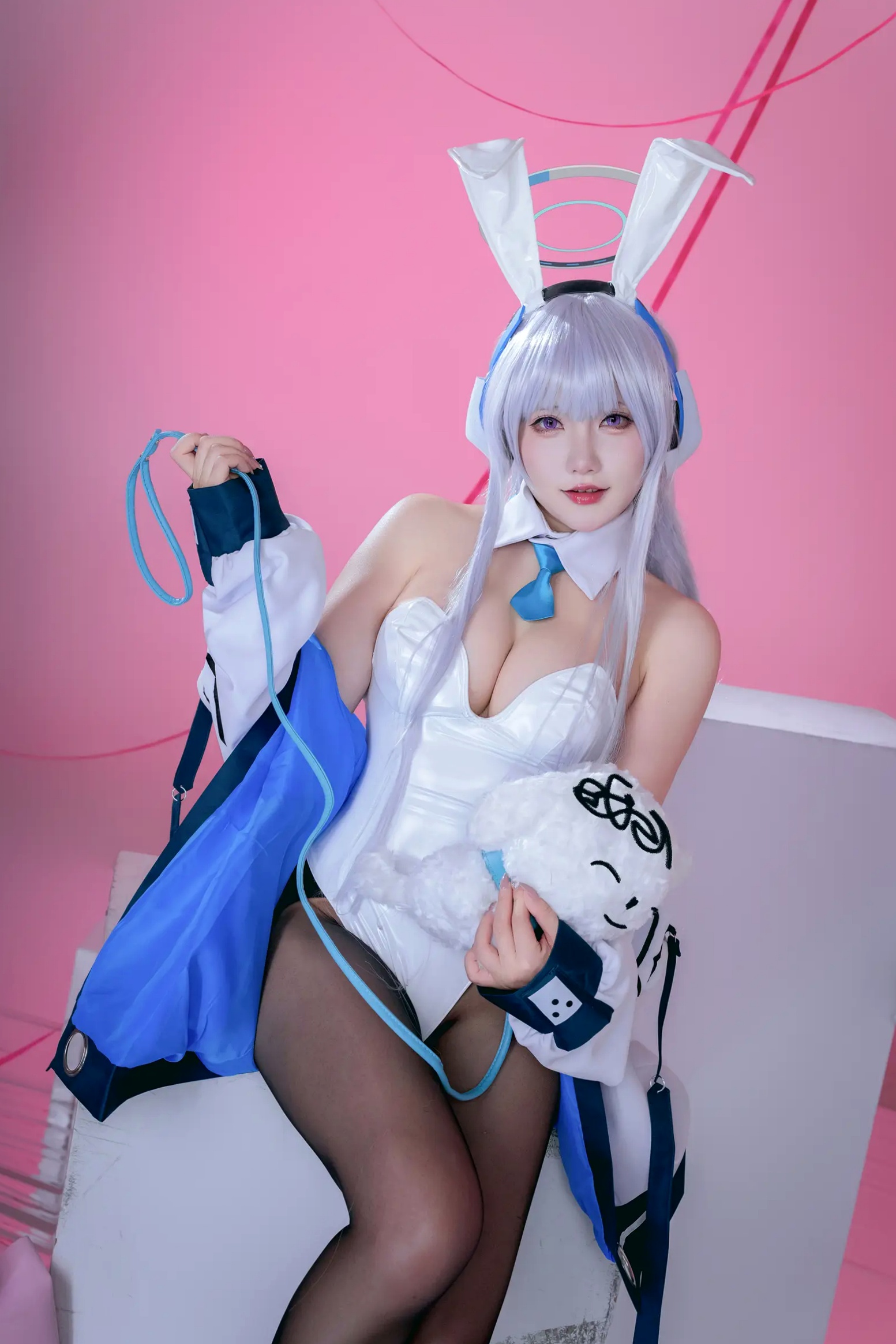 Gallery - 是一只熊仔 潮乃亚 蔚蓝档案角色Cosplay 绝美私房写真 内衣制服诱惑 二次元女神[100P]角色扮演性感内衣黑丝女神 女神私房照_秀色女神 - image 25