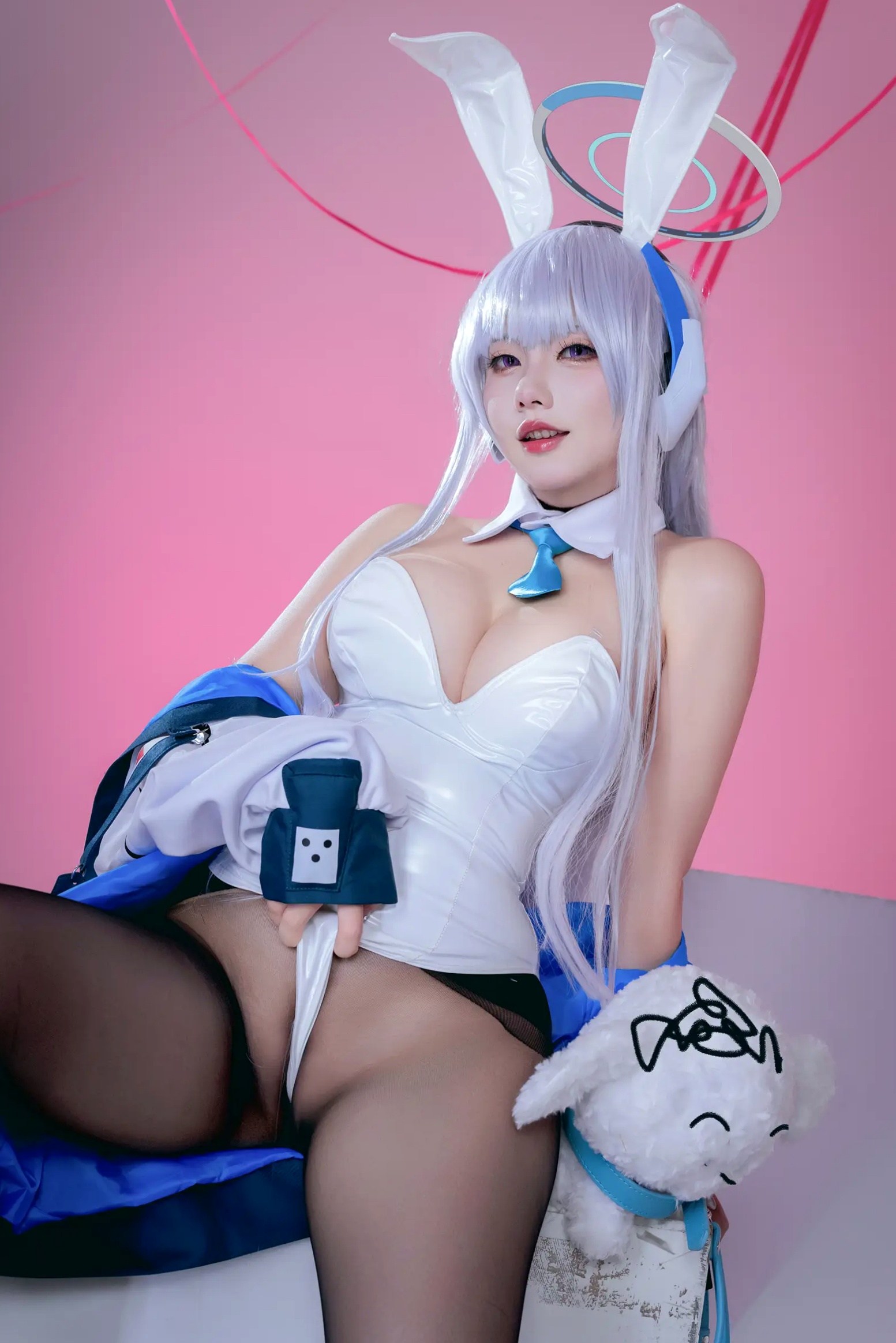 Gallery - 是一只熊仔 潮乃亚 蔚蓝档案角色Cosplay 绝美私房写真 内衣制服诱惑 二次元女神[100P]角色扮演性感内衣黑丝女神 女神私房照_秀色女神 - image 30