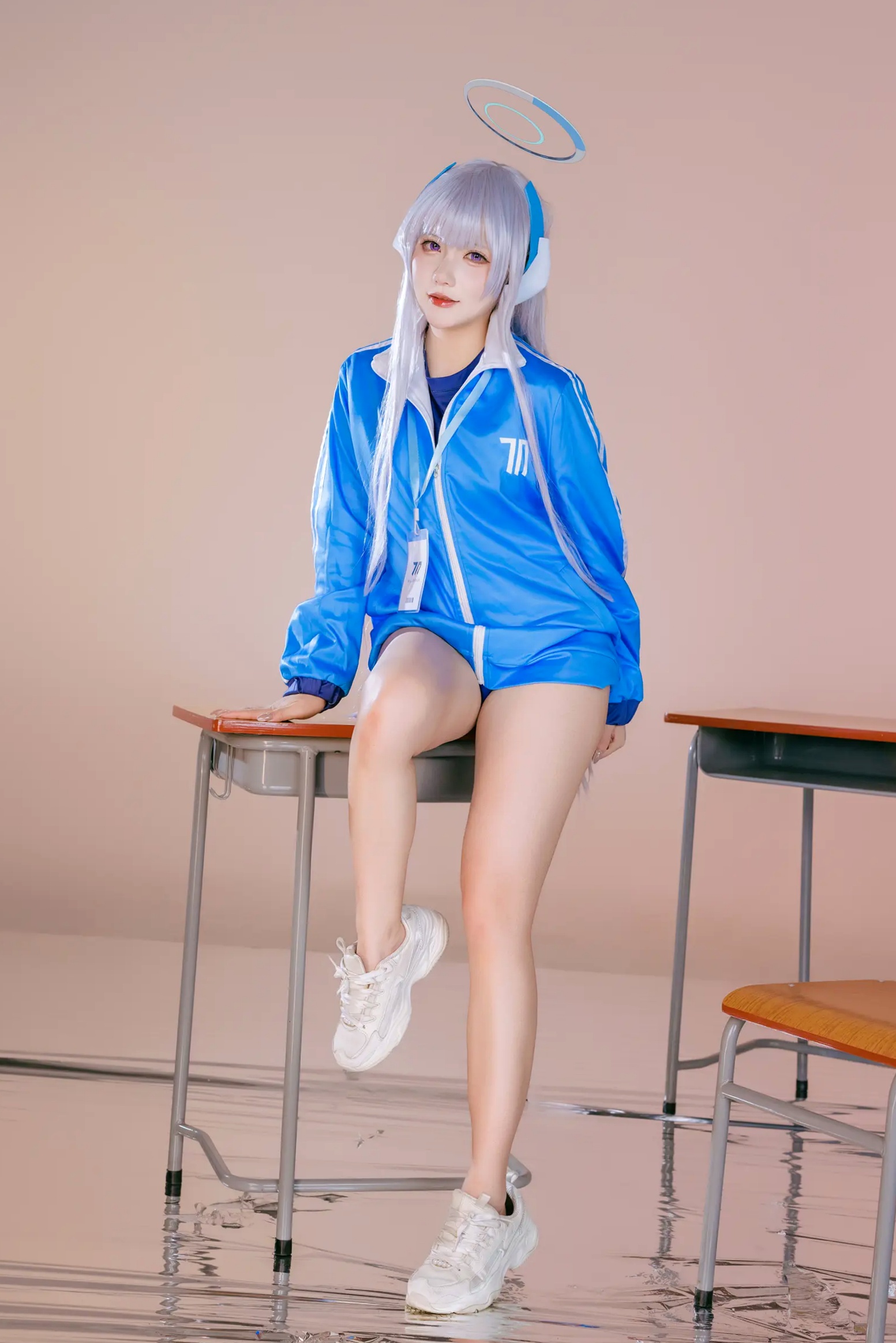 Gallery - 是一只熊仔 潮乃亚 蔚蓝档案角色Cosplay 绝美私房写真 内衣制服诱惑 二次元女神[100P]角色扮演性感内衣黑丝女神 女神私房照_秀色女神 - image 46