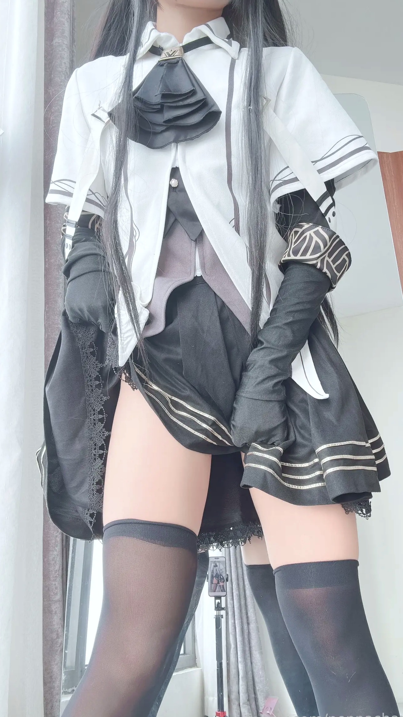 Gallery - PoppaChan Virtuosa角色扮演私房写真，极品黑白制服诱惑，极致魅惑美图 [44P]角色扮演性感诱惑私房照 女神私房照_秀色女神 - image 15