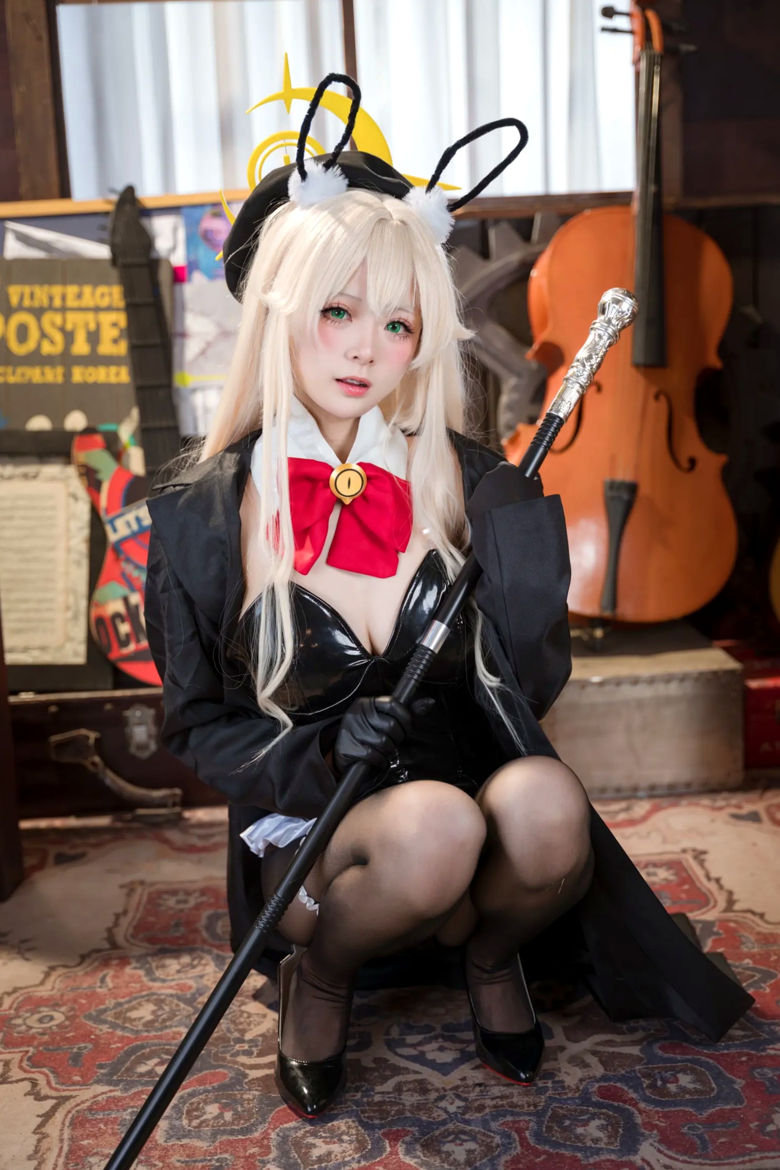 Gallery - 九柒喵 - 蓝色档案执事兔女郎Cosplay：复古乐室里的纯欲诱惑，精致动漫高品质角色扮演套图 [36P]角色扮演诱惑性感私房照萌系制服美腿黑丝 女神私房照_秀色女神 - image 2