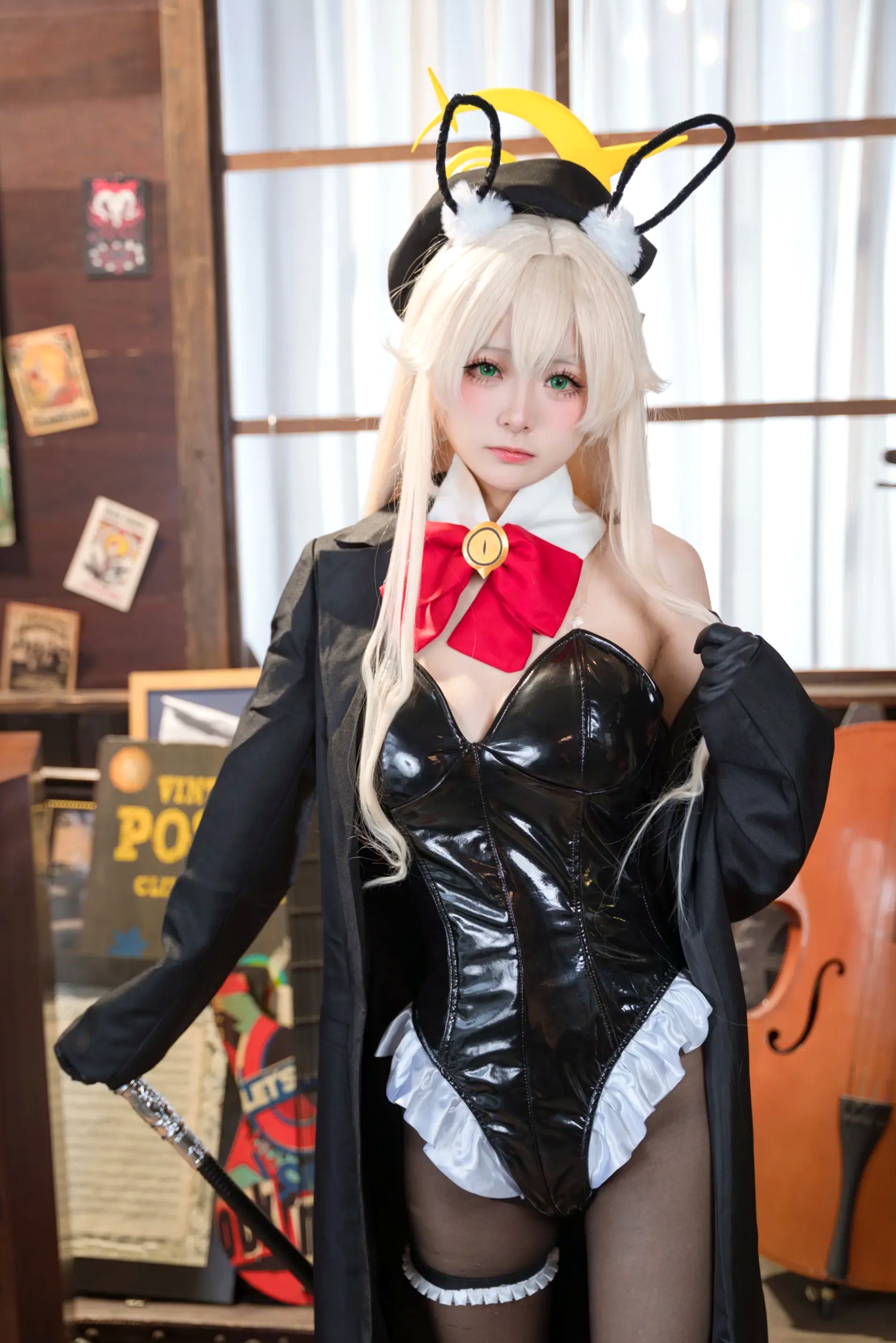 Gallery - 九柒喵 - 蓝色档案执事兔女郎Cosplay：复古乐室里的纯欲诱惑，精致动漫高品质角色扮演套图 [36P]角色扮演诱惑性感私房照萌系制服美腿黑丝 女神私房照_秀色女神 - image 5