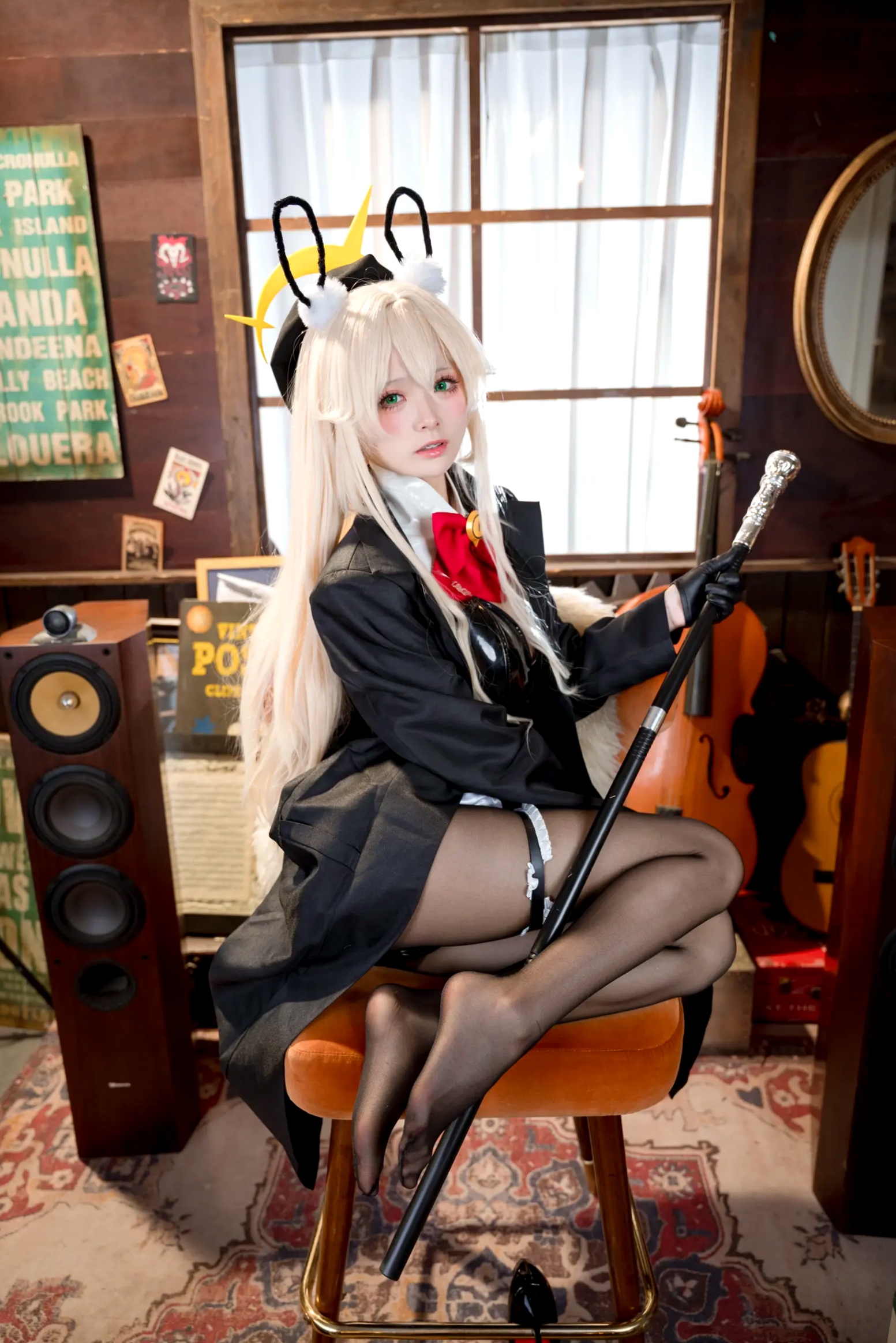 Gallery - 九柒喵 - 蓝色档案执事兔女郎Cosplay：复古乐室里的纯欲诱惑，精致动漫高品质角色扮演套图 [36P]角色扮演诱惑性感私房照萌系制服美腿黑丝 女神私房照_秀色女神 - image 19