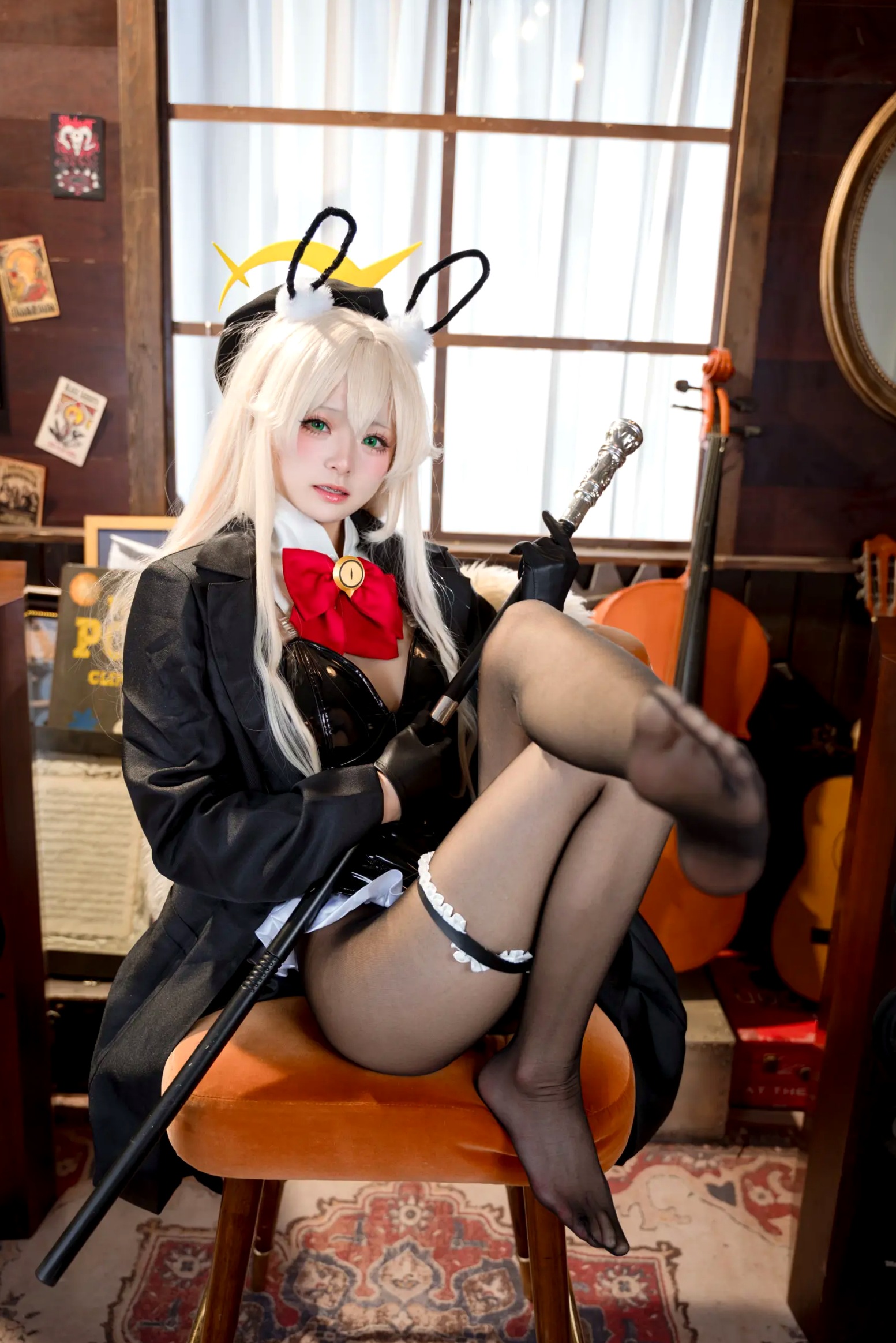 Gallery - 九柒喵 - 蓝色档案执事兔女郎Cosplay：复古乐室里的纯欲诱惑，精致动漫高品质角色扮演套图 [36P]角色扮演诱惑性感私房照萌系制服美腿黑丝 女神私房照_秀色女神 - image 23