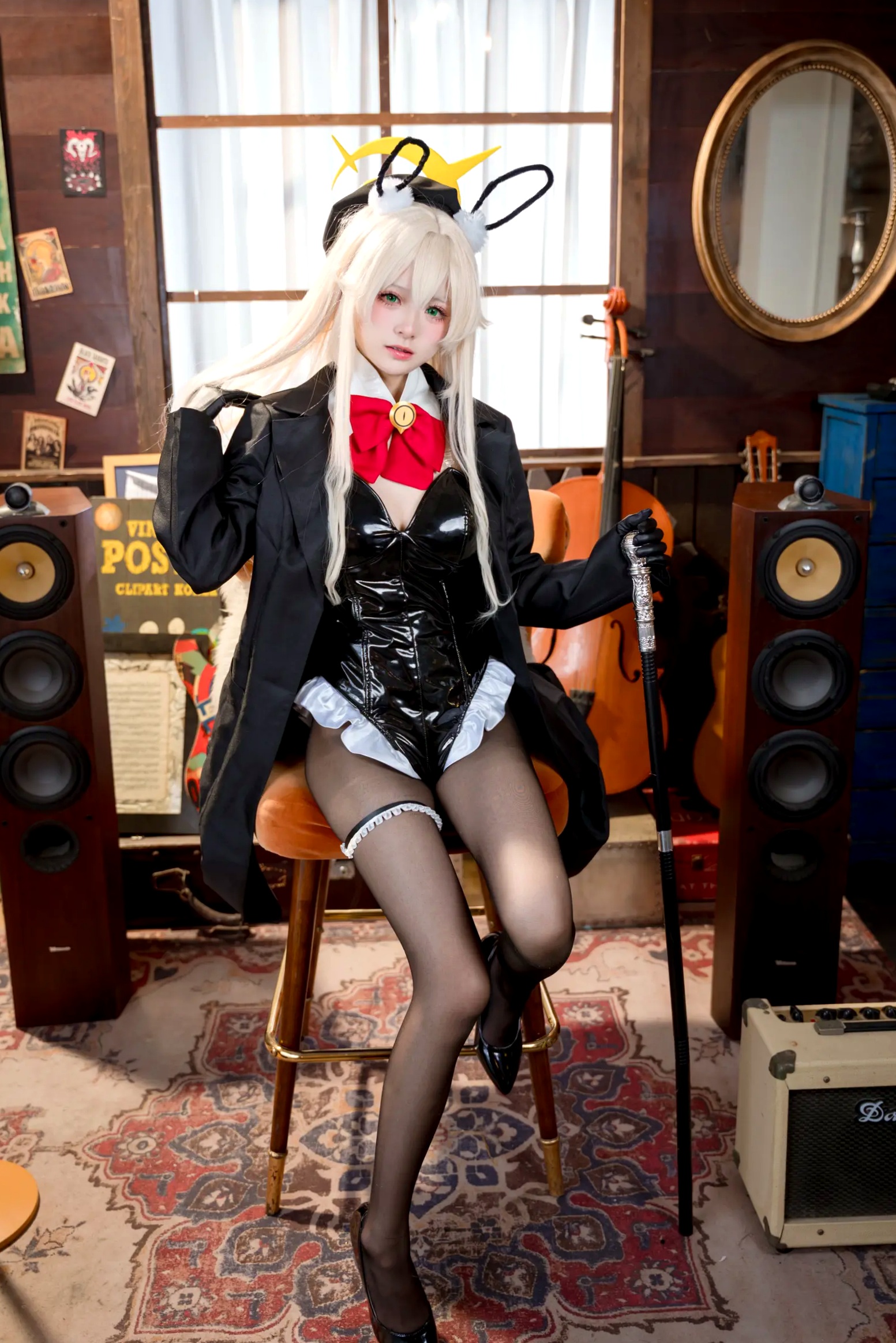 Gallery - 九柒喵 - 蓝色档案执事兔女郎Cosplay：复古乐室里的纯欲诱惑，精致动漫高品质角色扮演套图 [36P]角色扮演诱惑性感私房照萌系制服美腿黑丝 女神私房照_秀色女神 - image 25