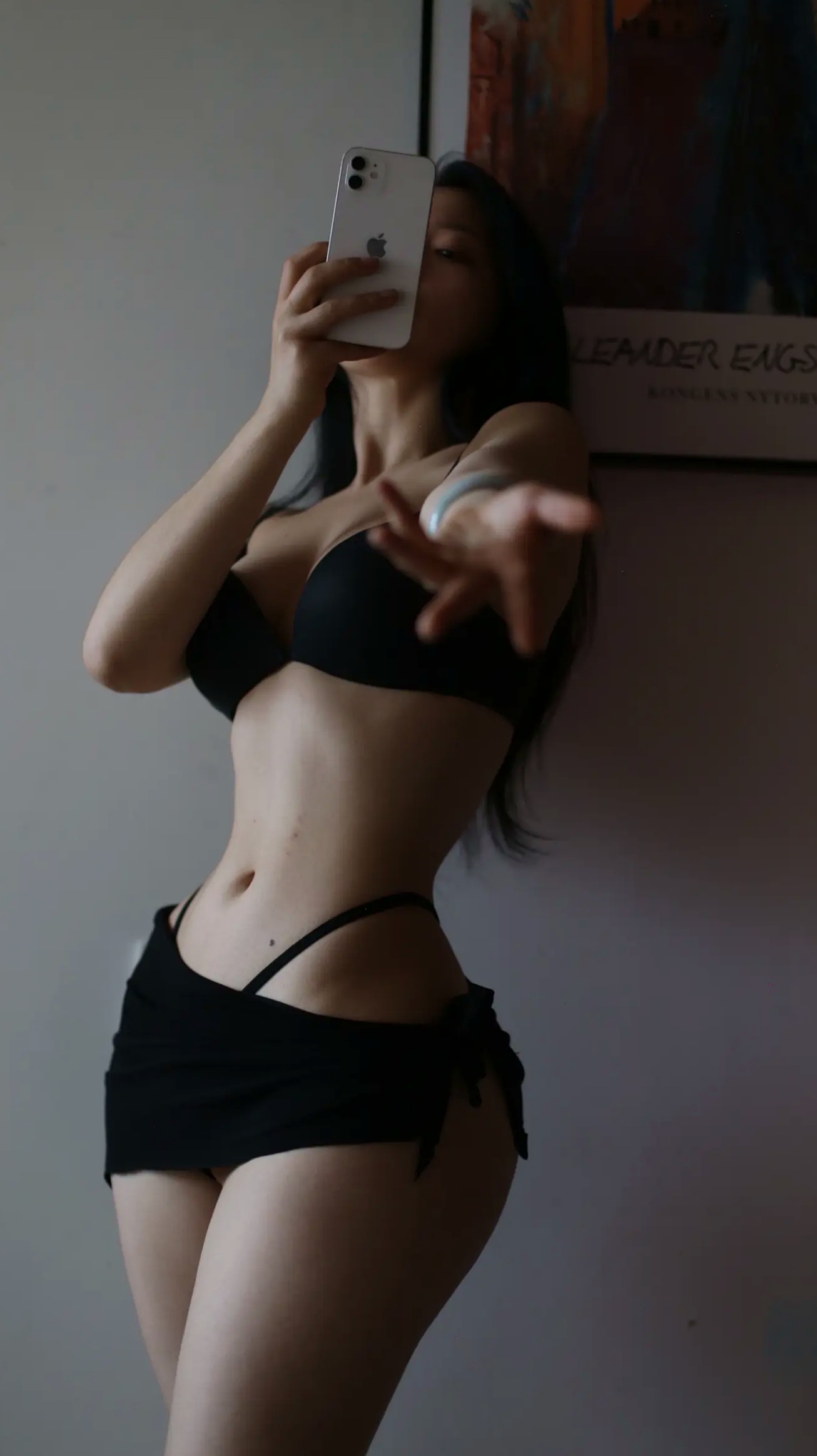 Gallery - Cool文茜 黑色魅惑私房套图，迷人女仆装与透视连体衣，极致S曲线诱惑呈现性感私房照女仆制服诱惑 女神私房照_秀色女神 - image 1