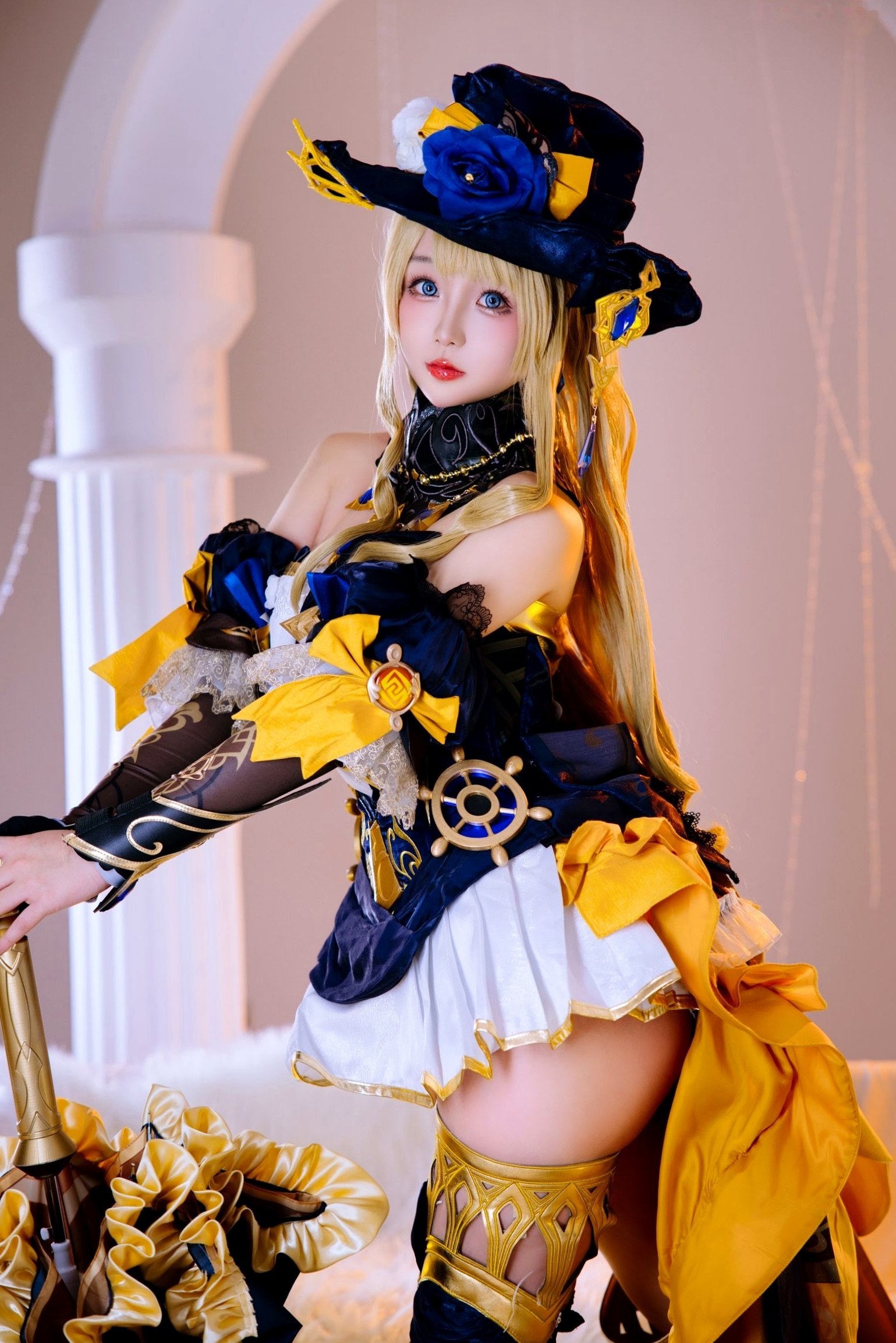 Gallery - 日奈娇《原神》娜维娅Cosplay精品写真，华丽礼服与私房性感视觉盛宴，角色还原与身材福利完美结合角色扮演童颜巨乳诱惑性感私房照 女神私房照_秀色女神 - image 7