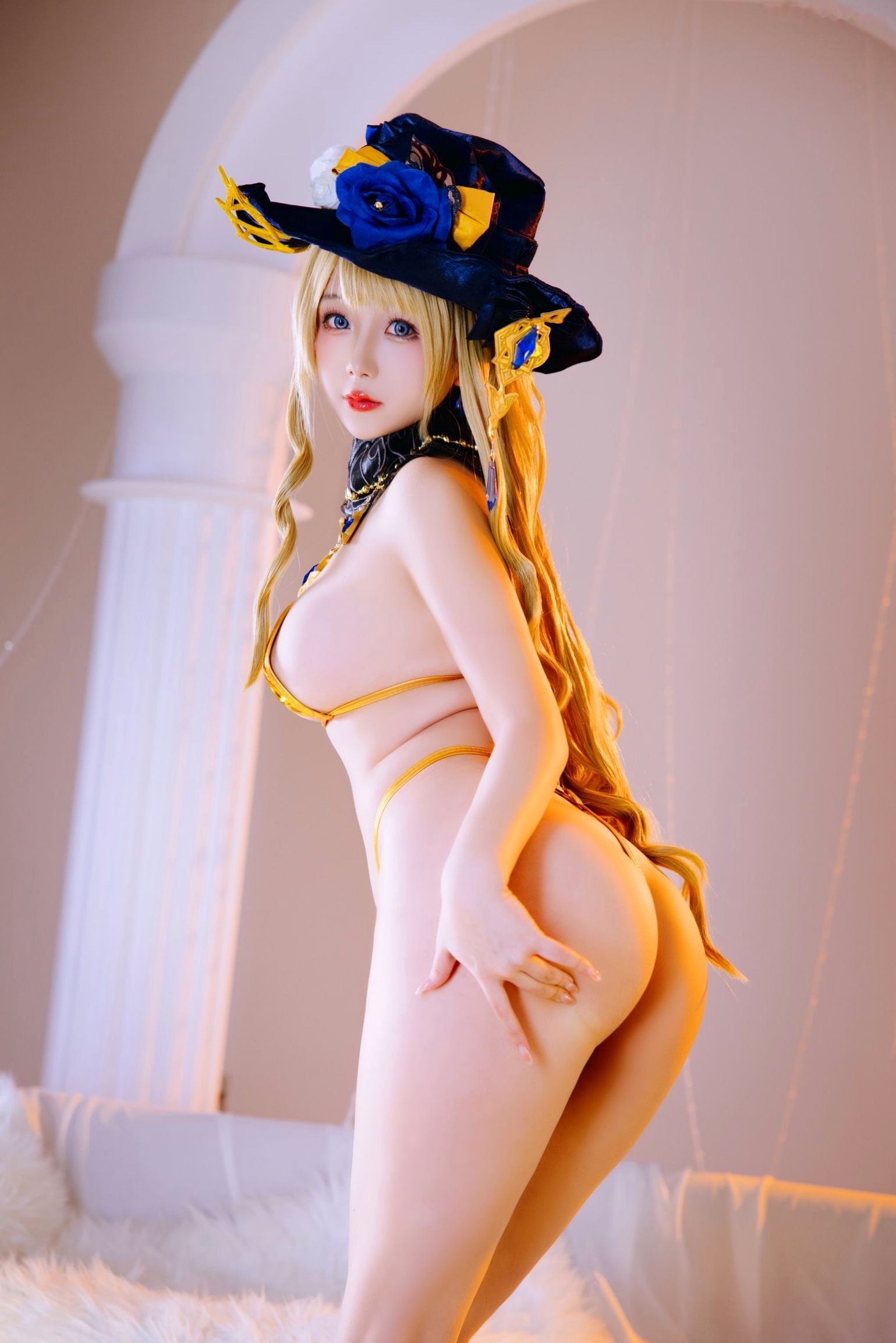 Gallery - 日奈娇《原神》娜维娅Cosplay精品写真，华丽礼服与私房性感视觉盛宴，角色还原与身材福利完美结合角色扮演童颜巨乳诱惑性感私房照 女神私房照_秀色女神 - image 19