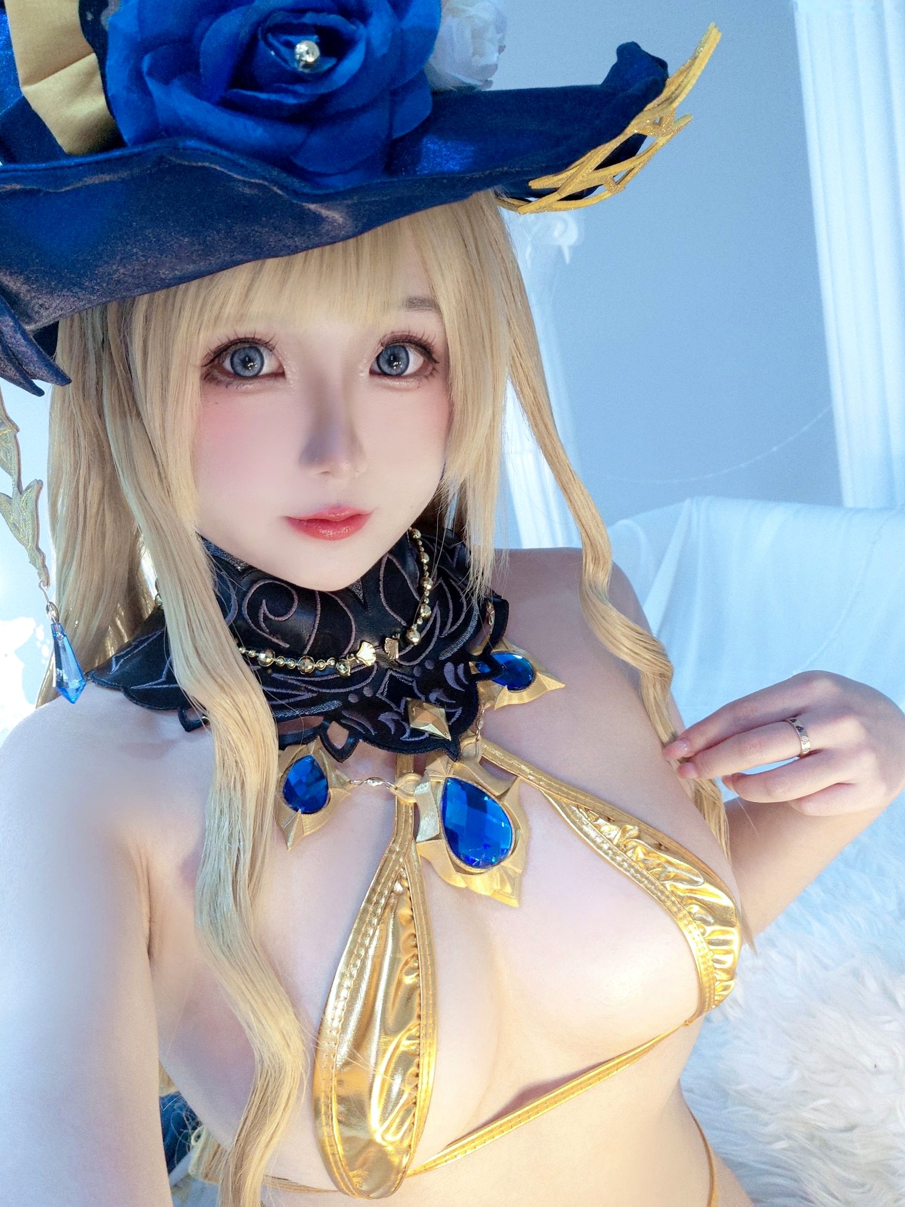 Gallery - 日奈娇《原神》娜维娅Cosplay精品写真，华丽礼服与私房性感视觉盛宴，角色还原与身材福利完美结合角色扮演童颜巨乳诱惑性感私房照 女神私房照_秀色女神 - image 71