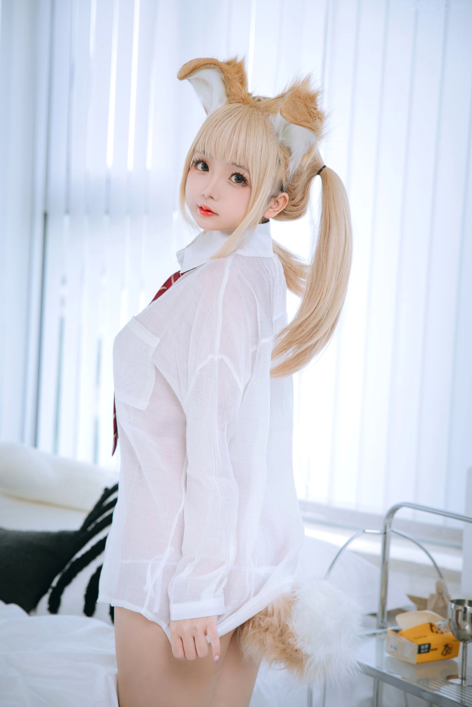 Gallery - 日奈娇-白色衬衫小狗角色扮演，甜美清纯与性感诱惑的极致碰撞角色扮演诱惑制服女神白嫩 女神私房照_秀色女神 - image 4