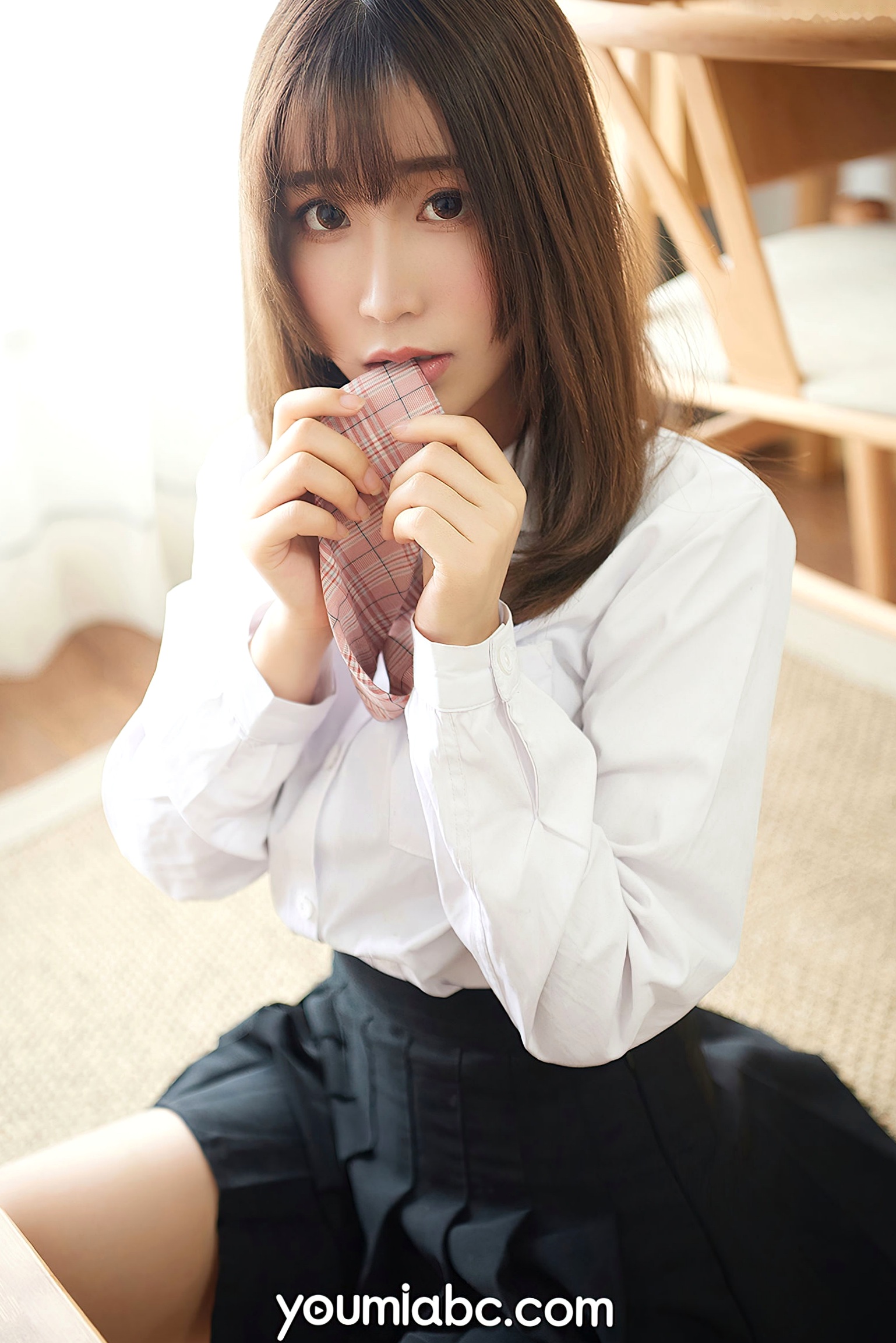 Gallery - YouMi尤蜜：绯月樱Cherry私房写真，清纯学生妹制服诱惑，极致美腿与白嫩肌肤，无圣光尺度大，尽显灵动撩人风采尤蜜荟 - Chiness Model 制服校服诱惑白嫩性感 女神私房照_秀色女神 - image 8