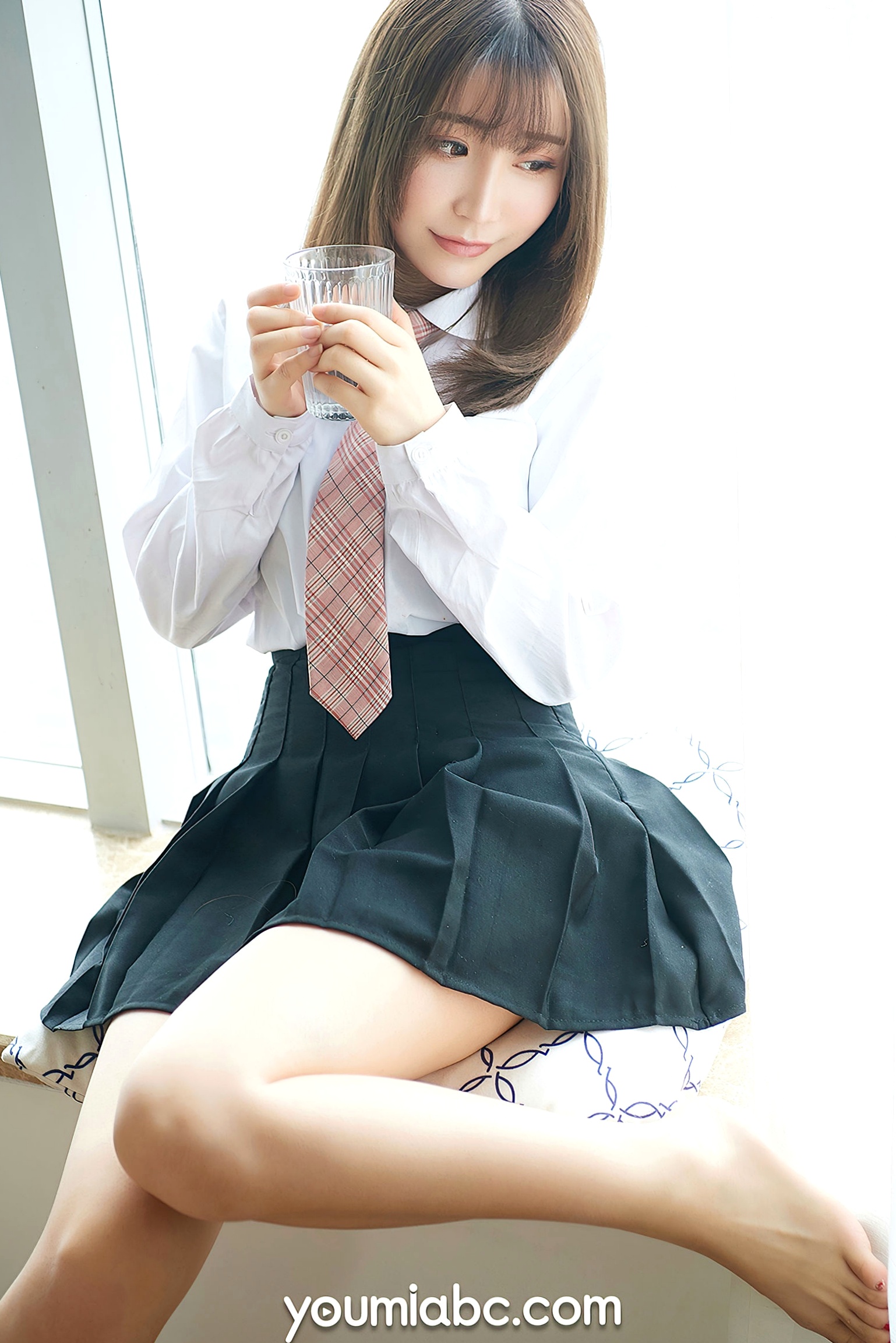 Gallery - YouMi尤蜜：绯月樱Cherry私房写真，清纯学生妹制服诱惑，极致美腿与白嫩肌肤，无圣光尺度大，尽显灵动撩人风采尤蜜荟 - Chiness Model 制服校服诱惑白嫩性感 女神私房照_秀色女神 - image 15