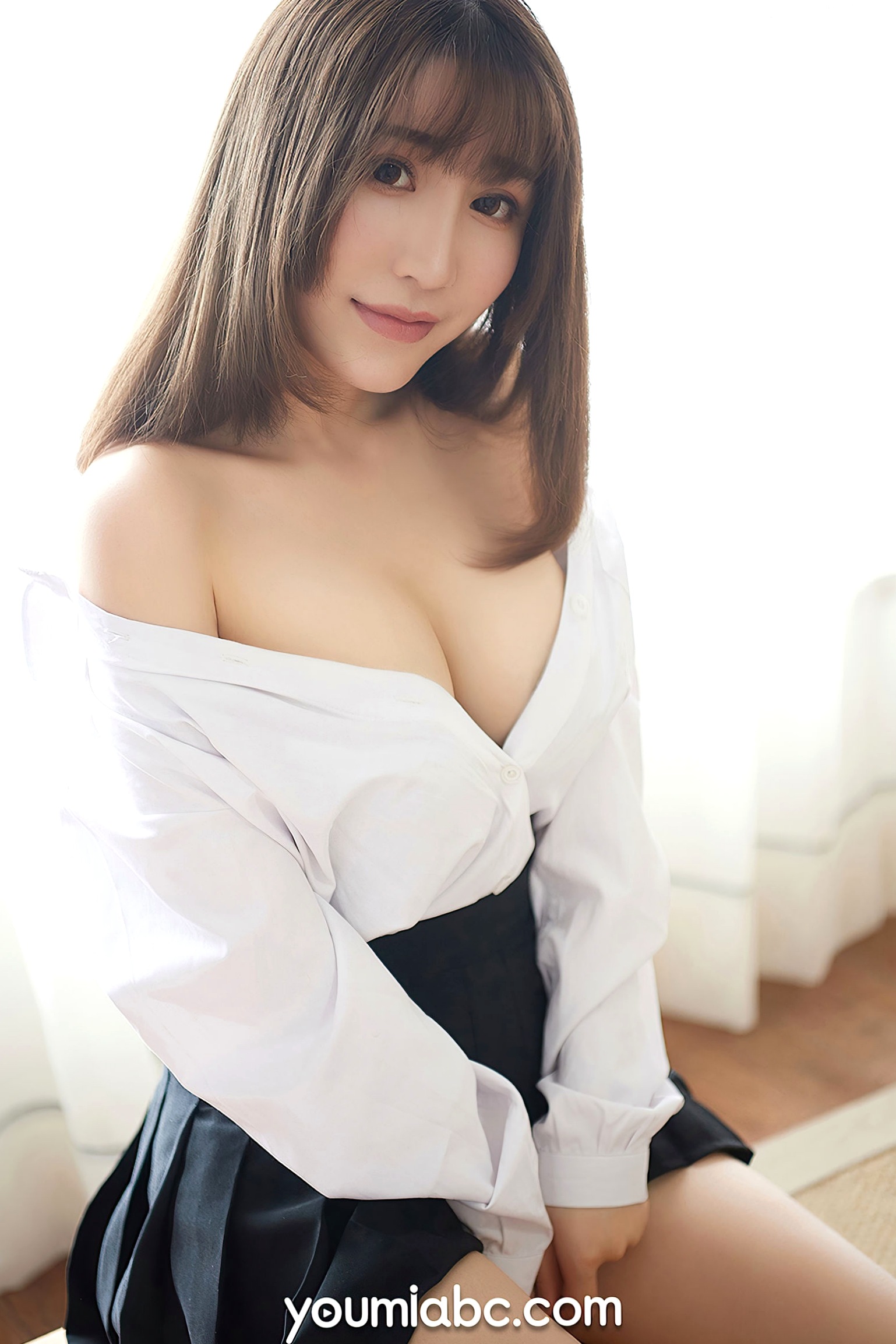 Gallery - YouMi尤蜜：绯月樱Cherry私房写真，清纯学生妹制服诱惑，极致美腿与白嫩肌肤，无圣光尺度大，尽显灵动撩人风采尤蜜荟 - Chiness Model 制服校服诱惑白嫩性感 女神私房照_秀色女神 - image 34
