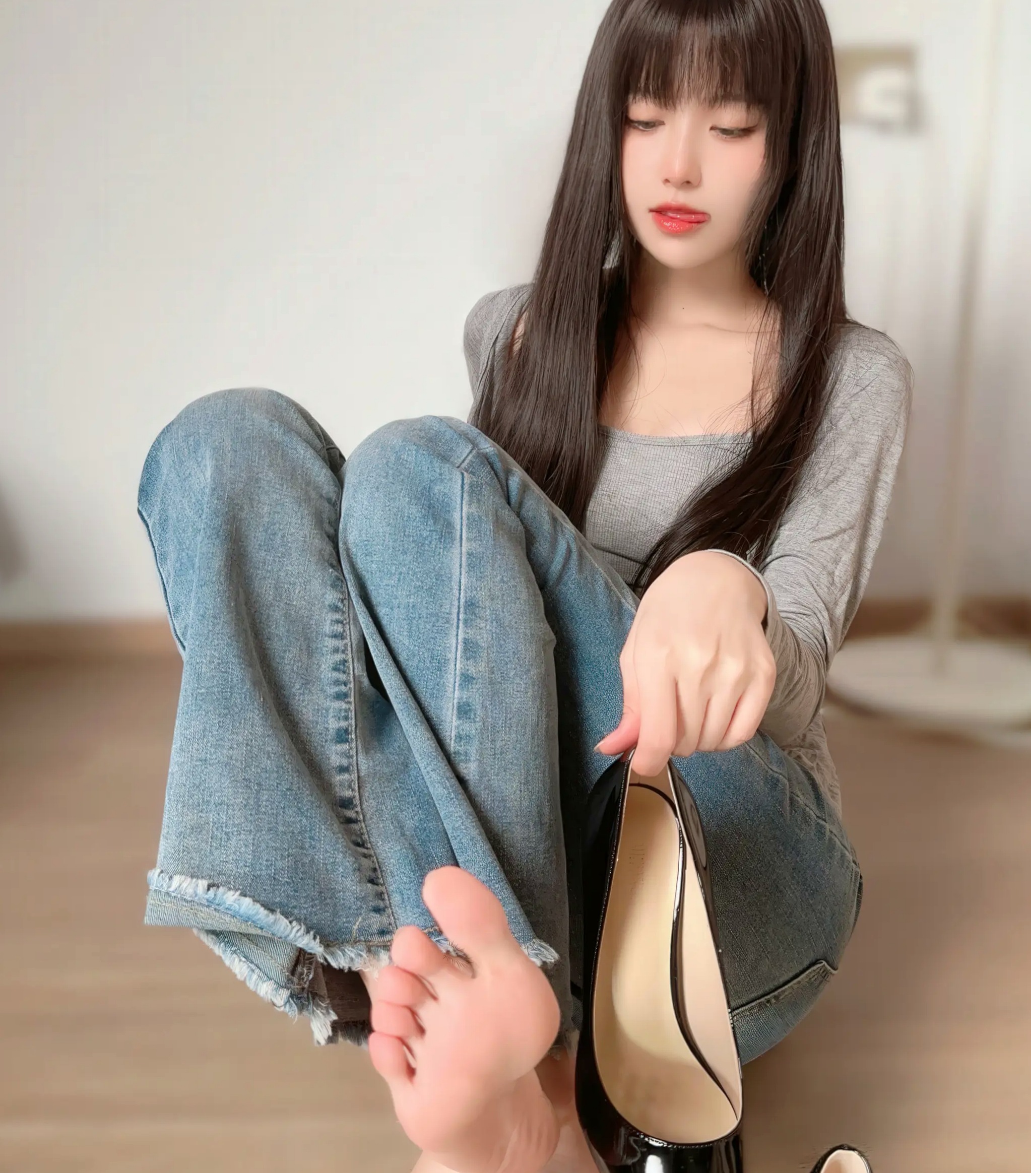Gallery - 布丁大法 2025.08 私房居家系列 极致诱惑大尺度美图 [99P]私房照大尺度性感诱惑美臀 女神私房照_秀色女神 - image 15
