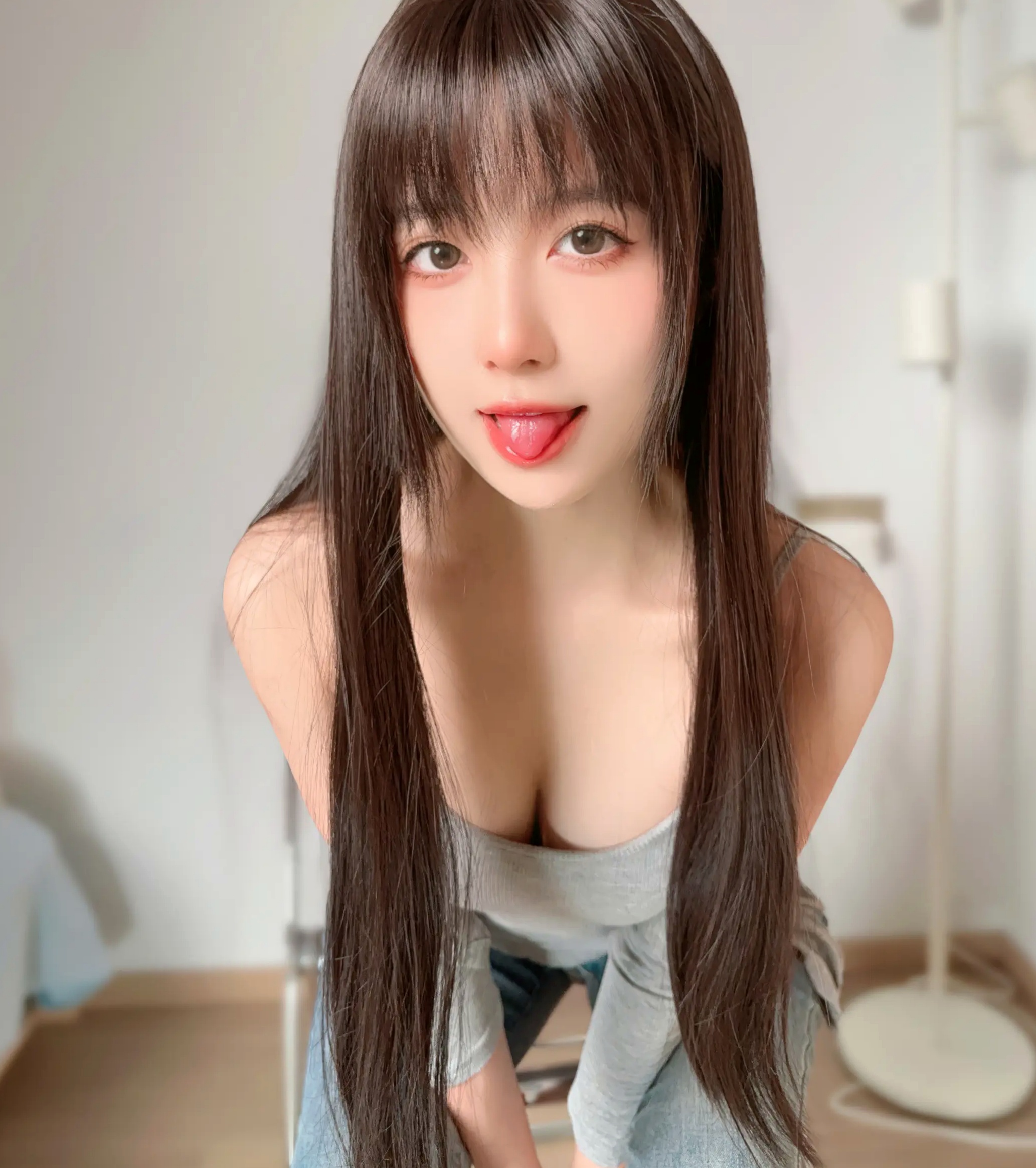 Gallery - 布丁大法 2025.08 私房居家系列 极致诱惑大尺度美图 [99P]私房照大尺度性感诱惑美臀 女神私房照_秀色女神 - image 16