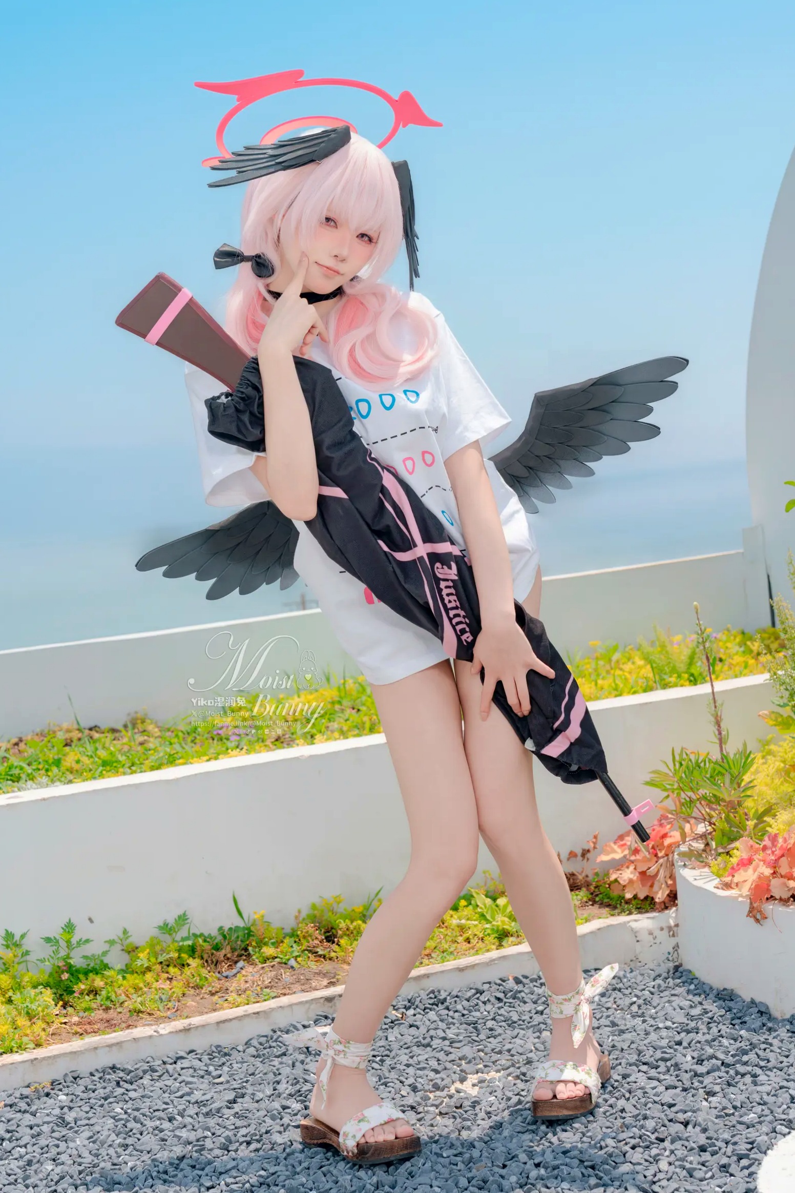 Gallery - 咬一口兔娘 - 下江小春 泳装COSPLAY，清纯治愈系天使在泳池边，极致诱惑的二次元角色扮演大尺度私房照 [95P]角色扮演萌系治愈系泳池私房照 女神私房照_秀色女神 - image 1
