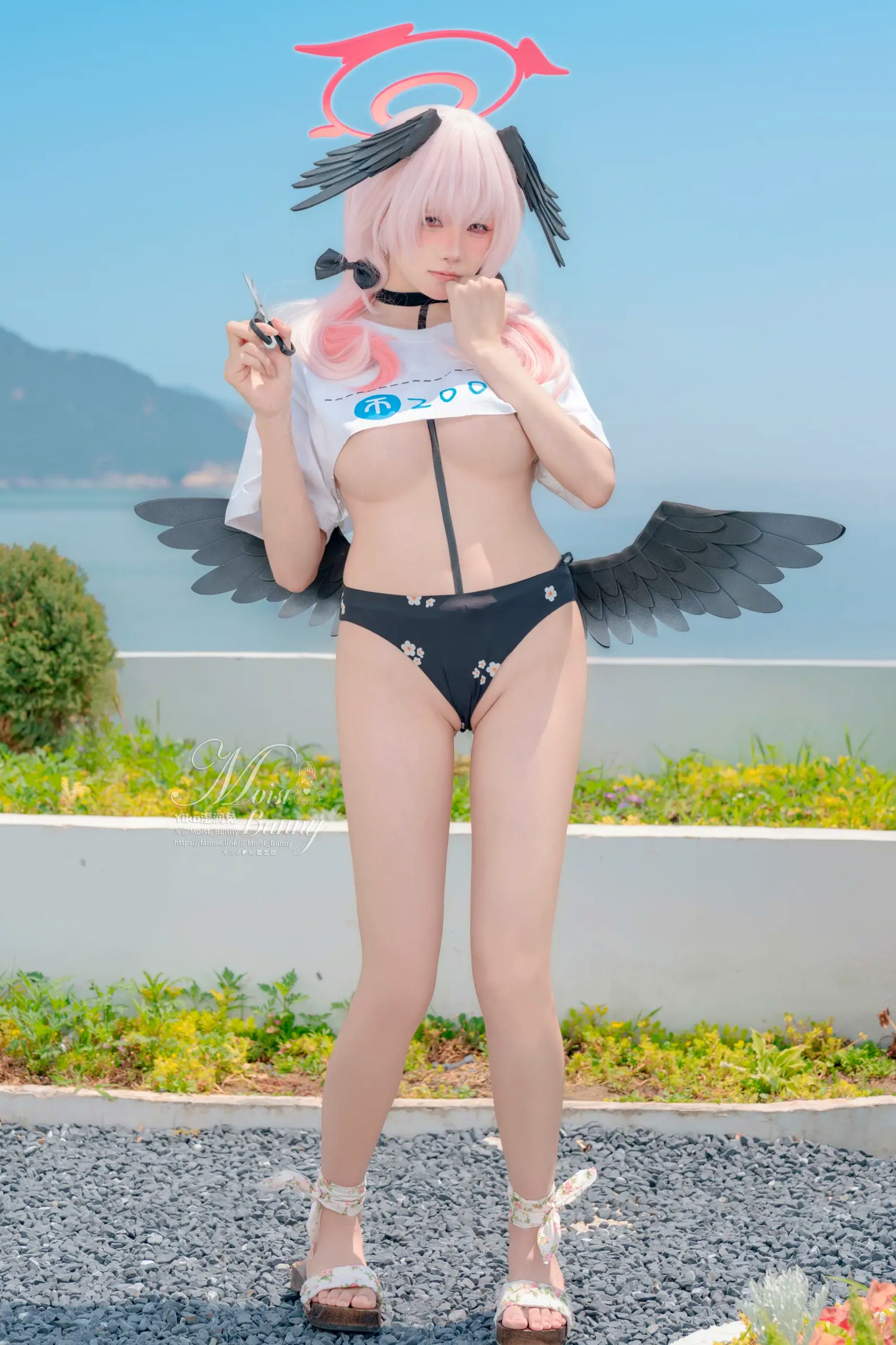 Gallery - 咬一口兔娘 - 下江小春 泳装COSPLAY，清纯治愈系天使在泳池边，极致诱惑的二次元角色扮演大尺度私房照 [95P]角色扮演萌系治愈系泳池私房照 女神私房照_秀色女神 - image 8