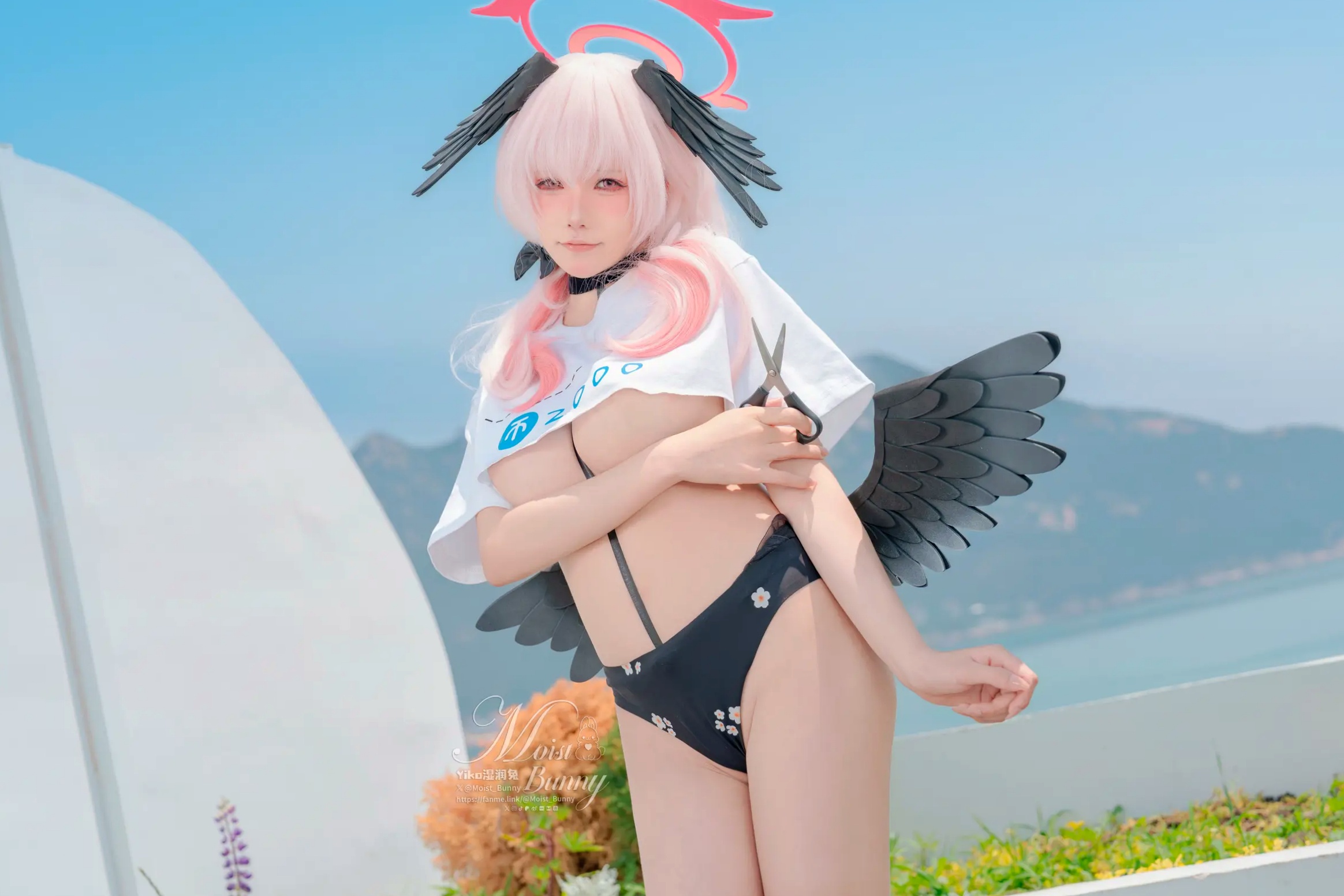 Gallery - 咬一口兔娘 - 下江小春 泳装COSPLAY，清纯治愈系天使在泳池边，极致诱惑的二次元角色扮演大尺度私房照 [95P]角色扮演萌系治愈系泳池私房照 女神私房照_秀色女神 - image 9