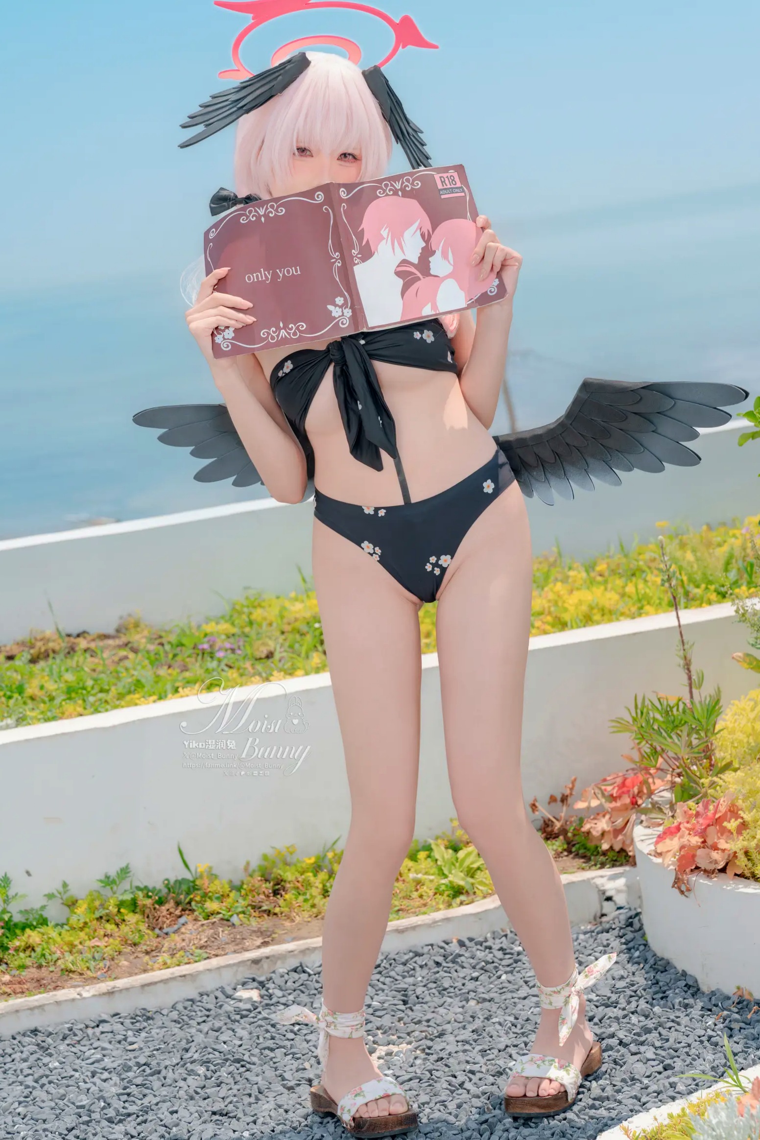 Gallery - 咬一口兔娘 - 下江小春 泳装COSPLAY，清纯治愈系天使在泳池边，极致诱惑的二次元角色扮演大尺度私房照 [95P]角色扮演萌系治愈系泳池私房照 女神私房照_秀色女神 - image 11