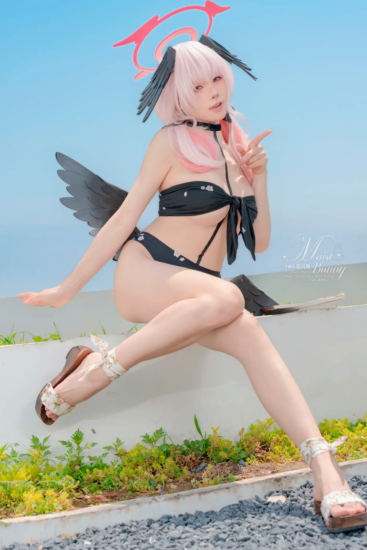 Gallery - 咬一口兔娘 - 下江小春 泳装COSPLAY，清纯治愈系天使在泳池边，极致诱惑的二次元角色扮演大尺度私房照 [95P]角色扮演萌系治愈系泳池私房照 女神私房照_秀色女神 - image 16