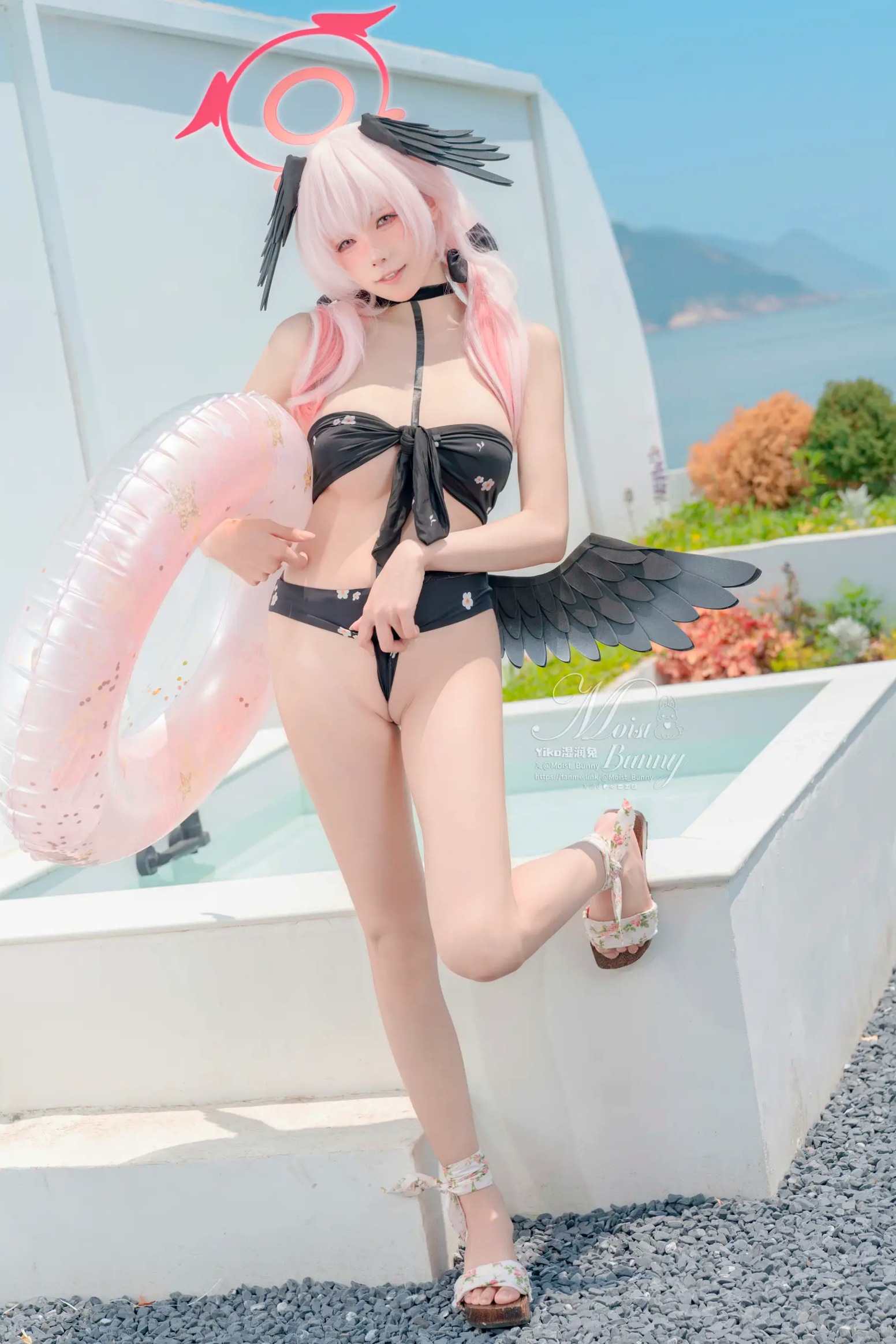 Gallery - 咬一口兔娘 - 下江小春 泳装COSPLAY，清纯治愈系天使在泳池边，极致诱惑的二次元角色扮演大尺度私房照 [95P]角色扮演萌系治愈系泳池私房照 女神私房照_秀色女神 - image 31
